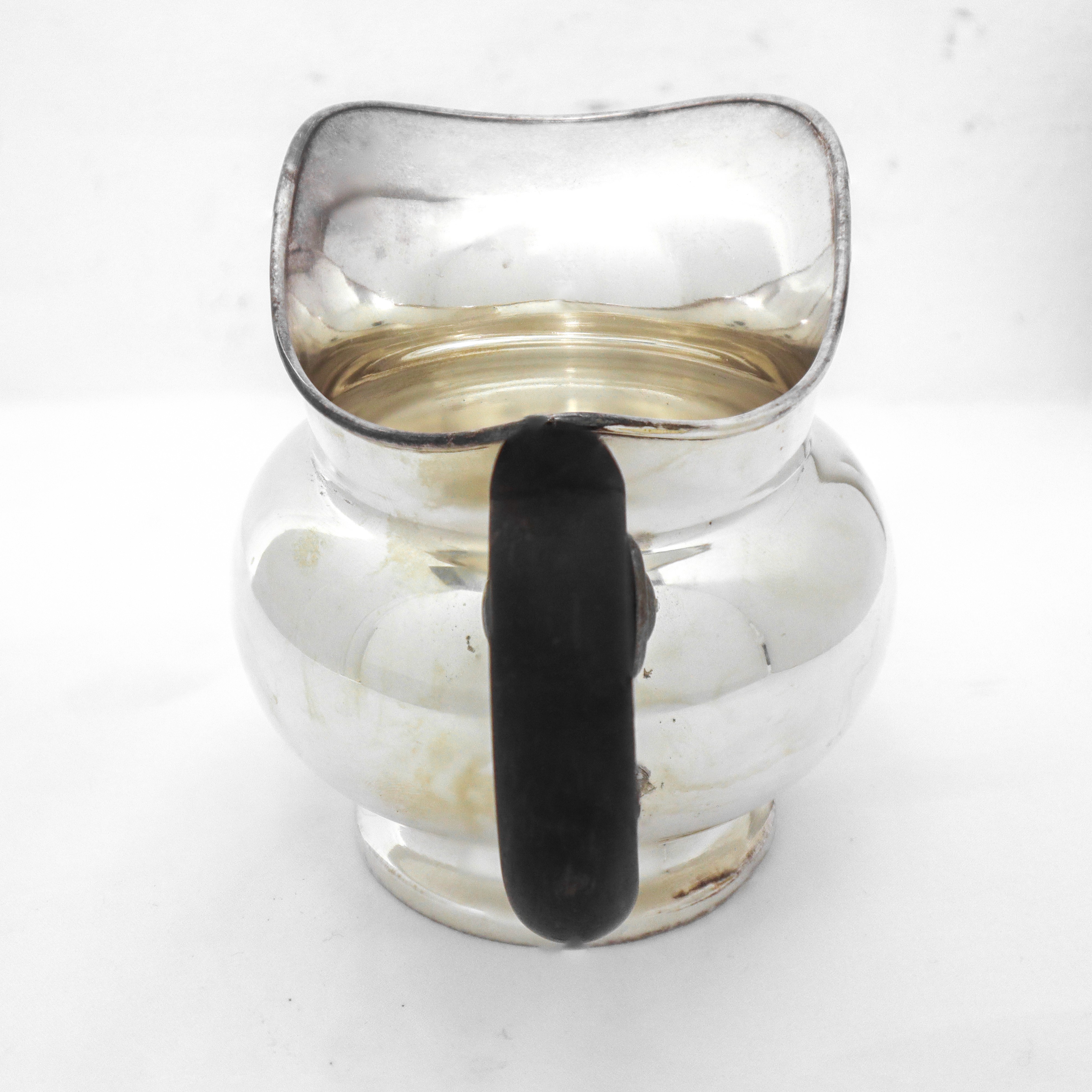 Lattiera in argento, h 10 cm