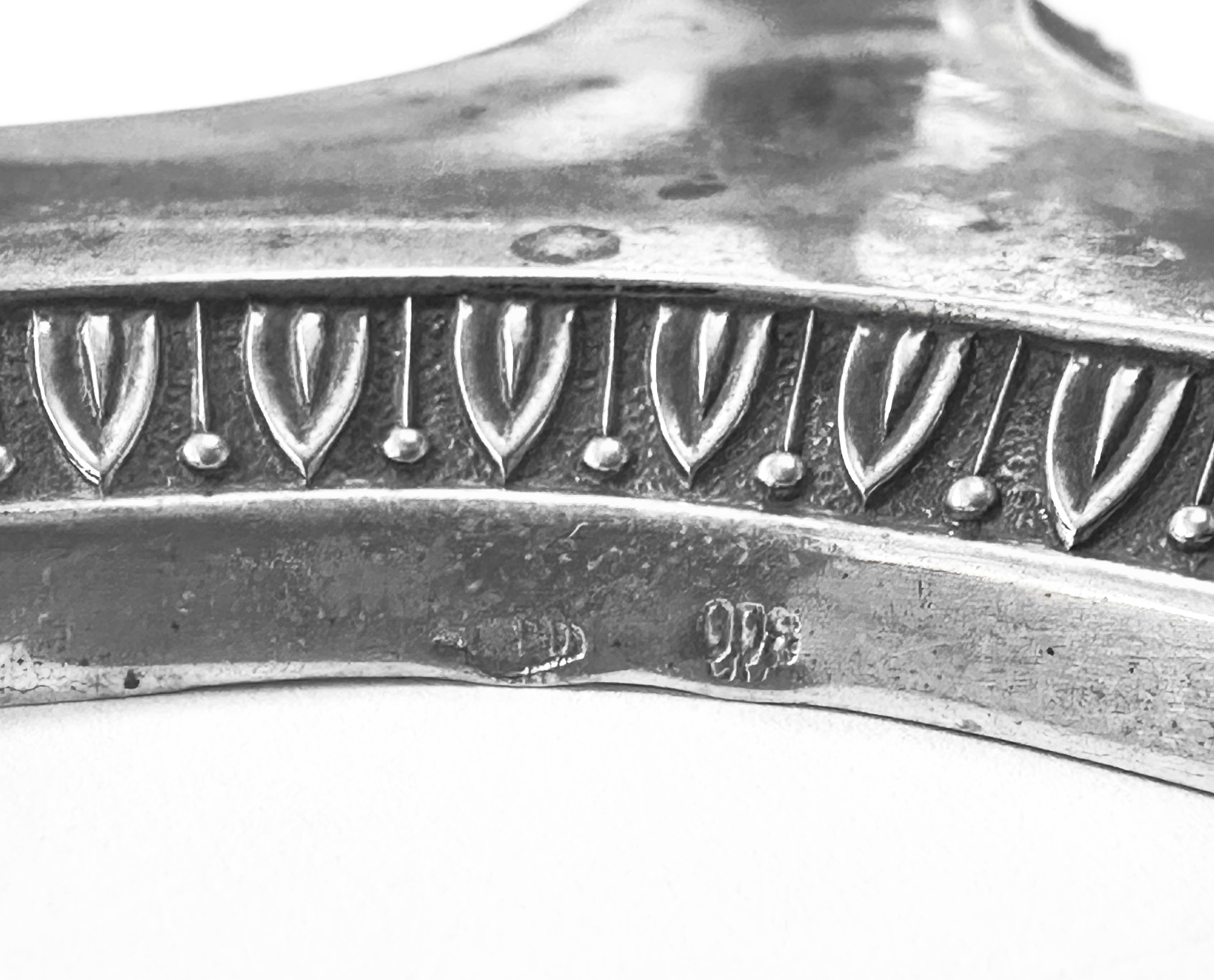 Sale e pepe in argento, Impero