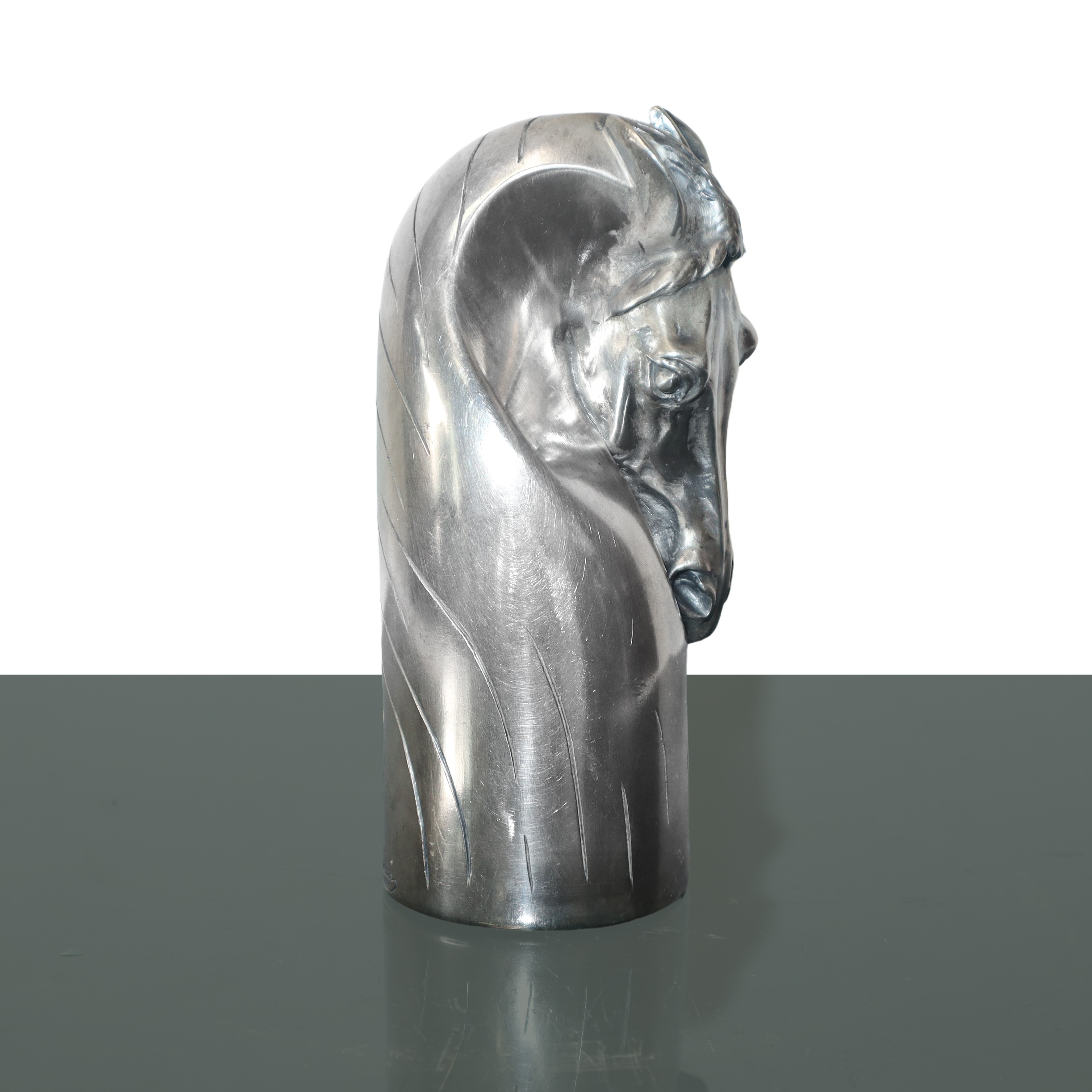 Scultura accendino a guisa di cavallo