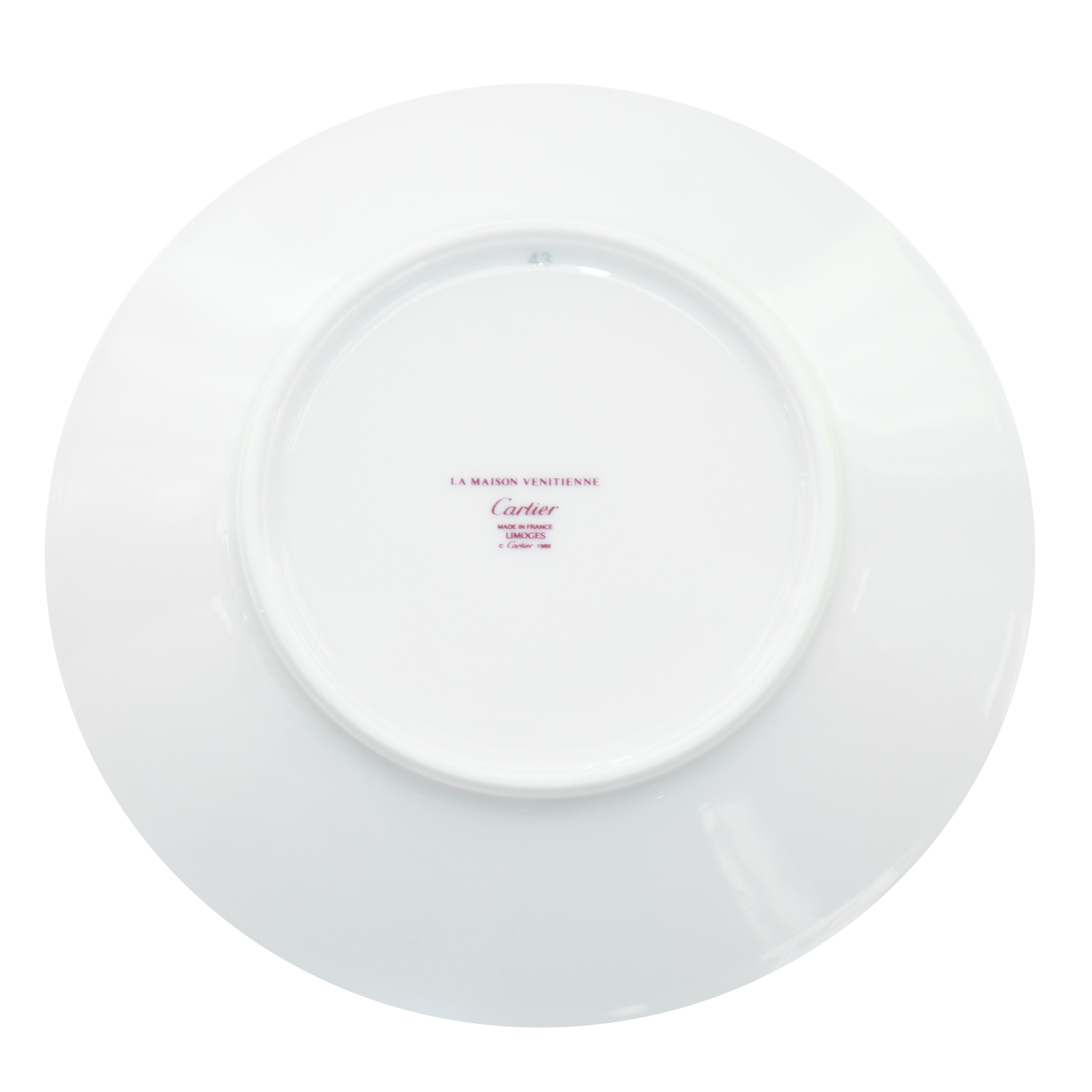 Completissimo servizio in porcellana di Limoges bianca e corallo La Maison Venitienne, con decoro...