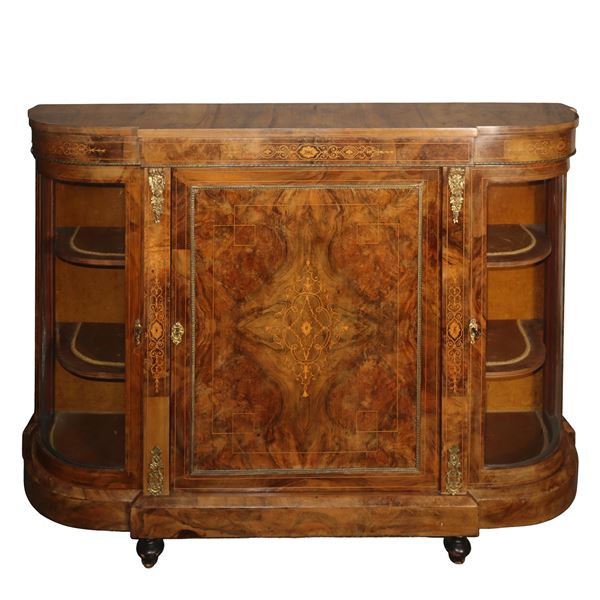 Walnut burl sideboard-etagere with central door and two side doors with curved glass and gilded bronzes on the sides and inlays on the entire front in light woods