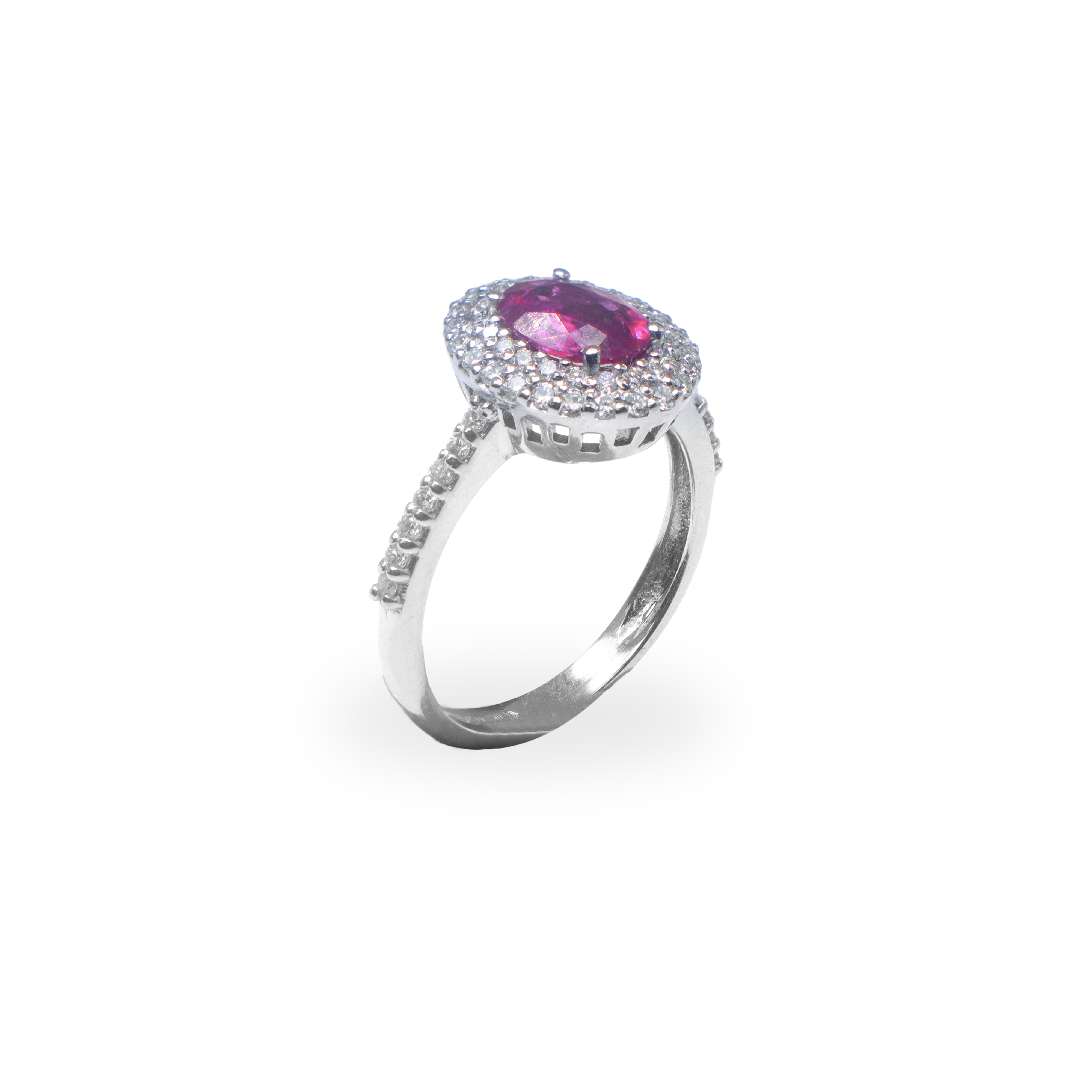 Anello in Oro Bianco 18 Kt con Rubino Thailandese Riscaldato 1,29 Kt