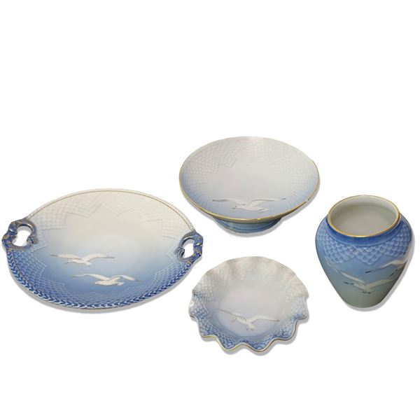 Royal Copenhagen,B&amp;G porcellana - Group of 4 porcelain elements with heron decoration