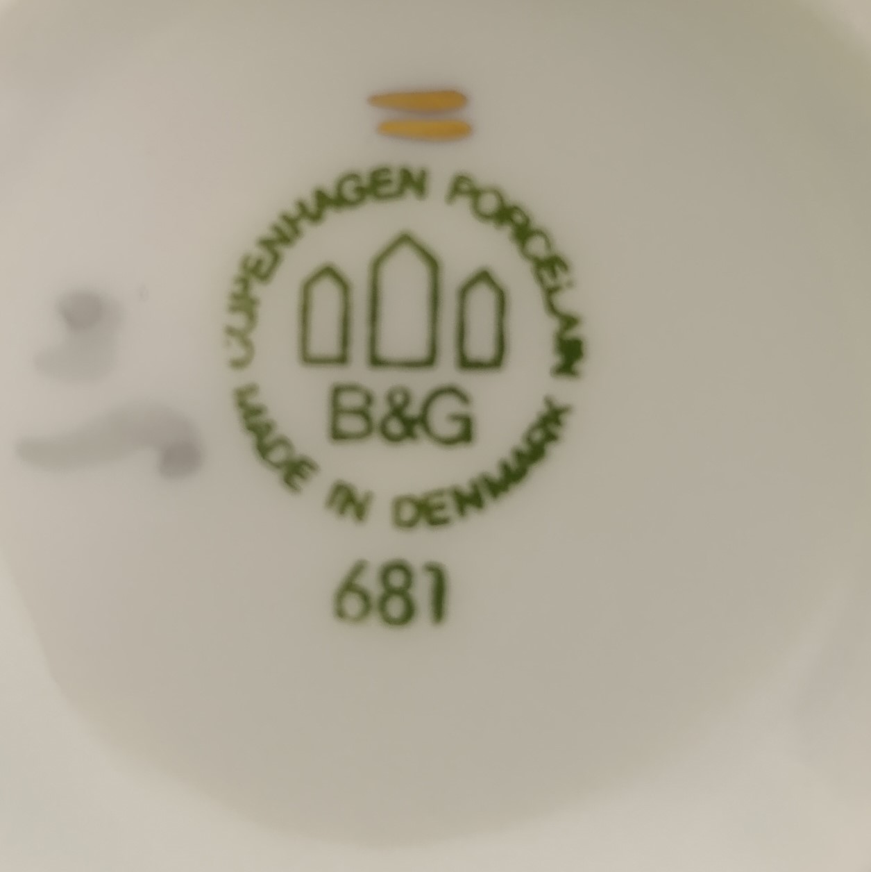 Royal Copenhagen, B&g Porcellana - Gruppo di 4 Elementi in Porcellana con Decoro con Aironi