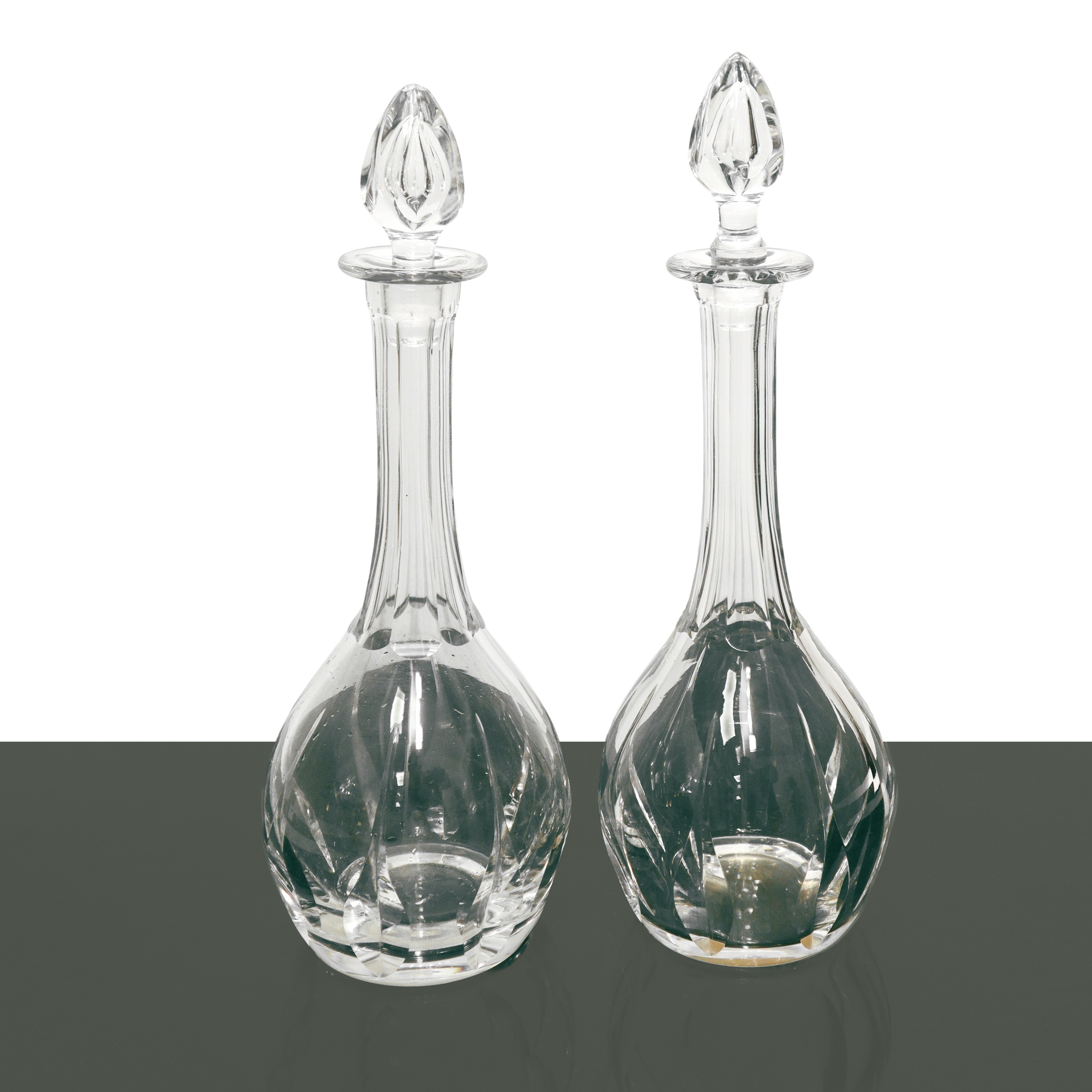 Due bottiglie e due brocche in cristallo Saint Louis modello Cerdagne