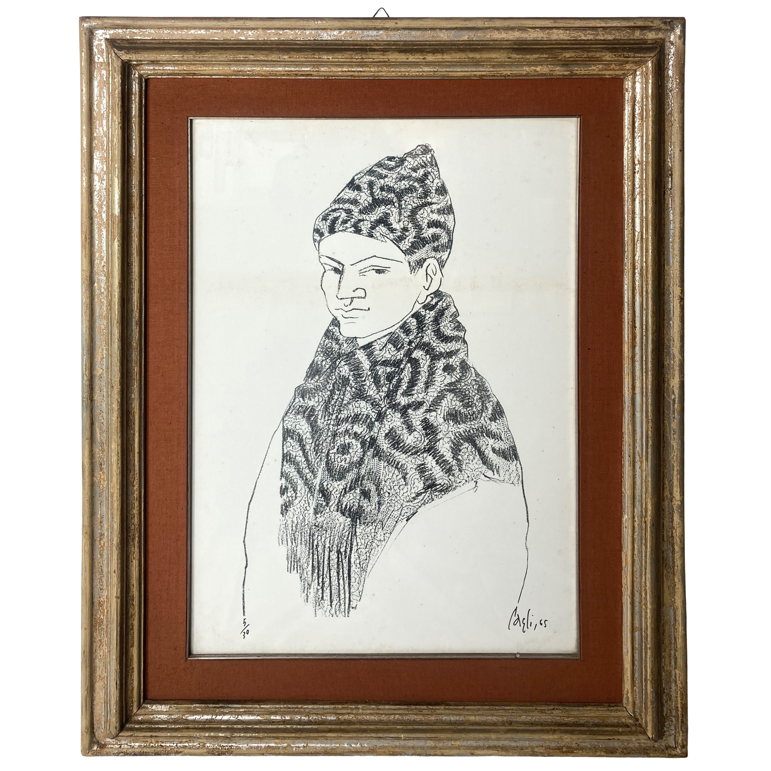 Uomo con scialle e berretto