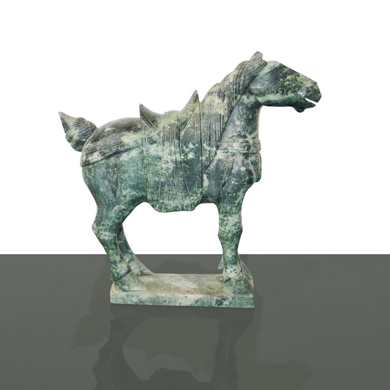 Cavallo in Giada Spinacio