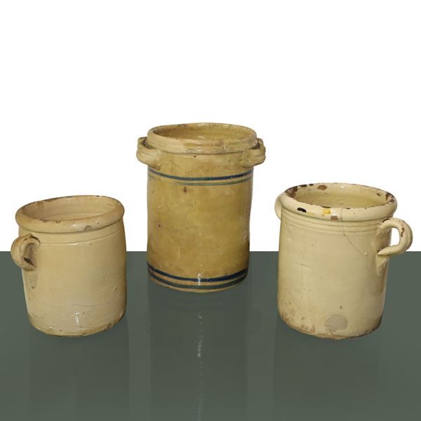 Three salt shakers in enameled Caltagirone majolica