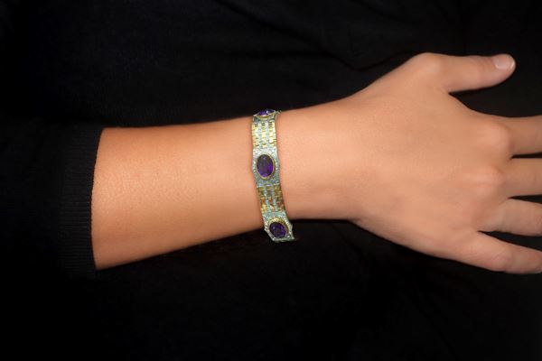 Bracciale in oro giallo e oro bianco 18kt con medaglioni di ametista sfaccettata nello stile decò 