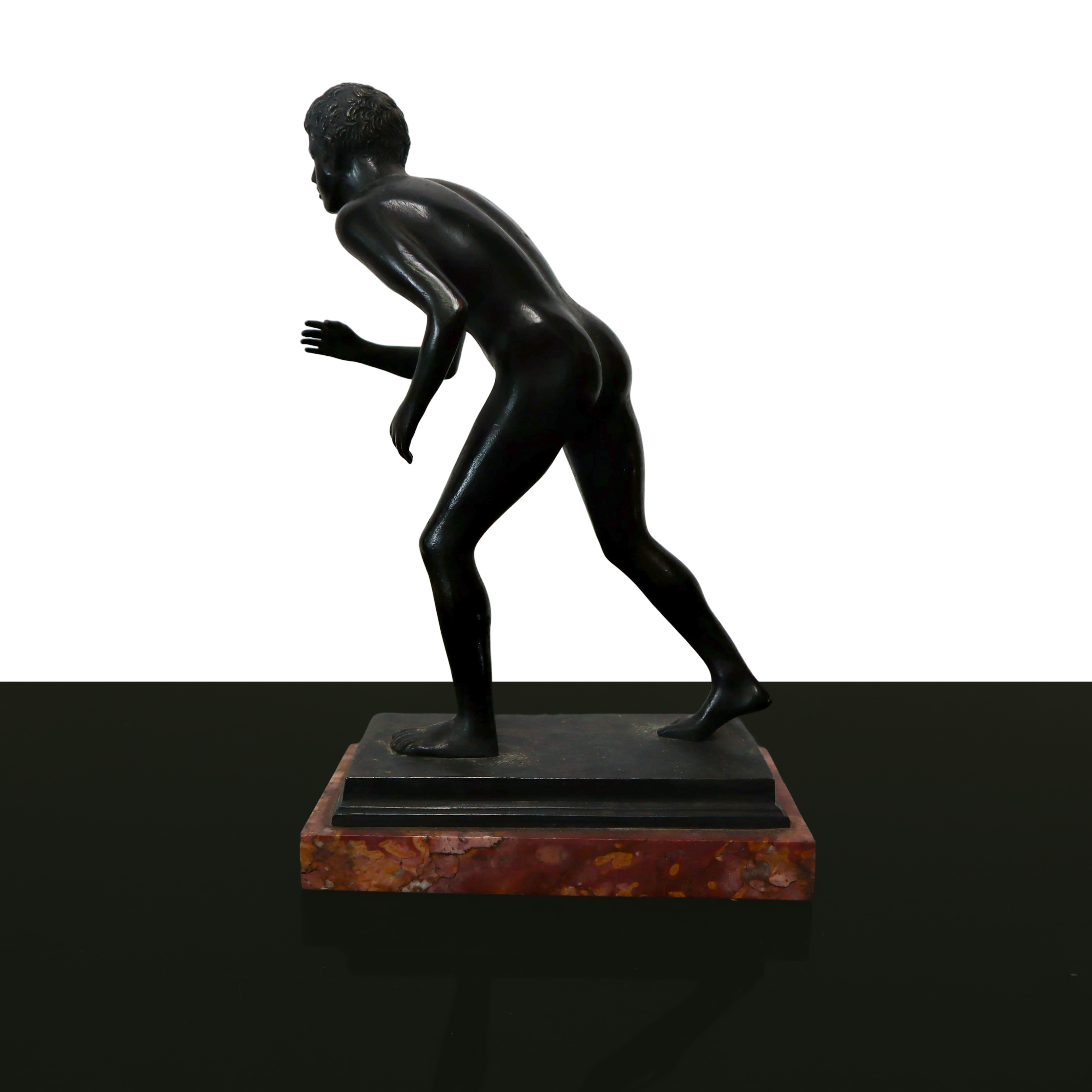 Fermalibri, Sculture di Nudi Raffiguranti Giovani Atleti in Bronzo Patinato Nero