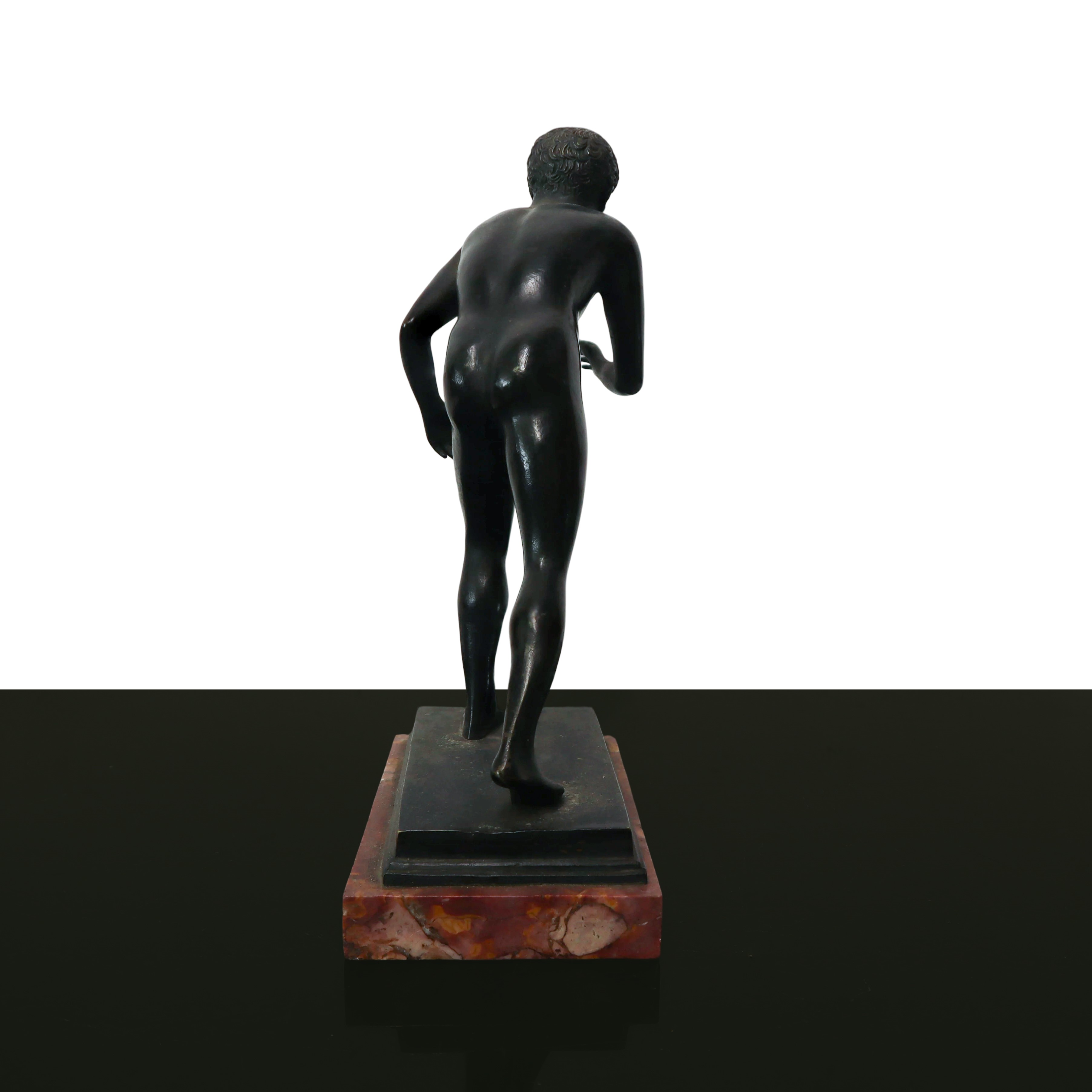 Fermalibri, Sculture di Nudi Raffiguranti Giovani Atleti in Bronzo Patinato Nero