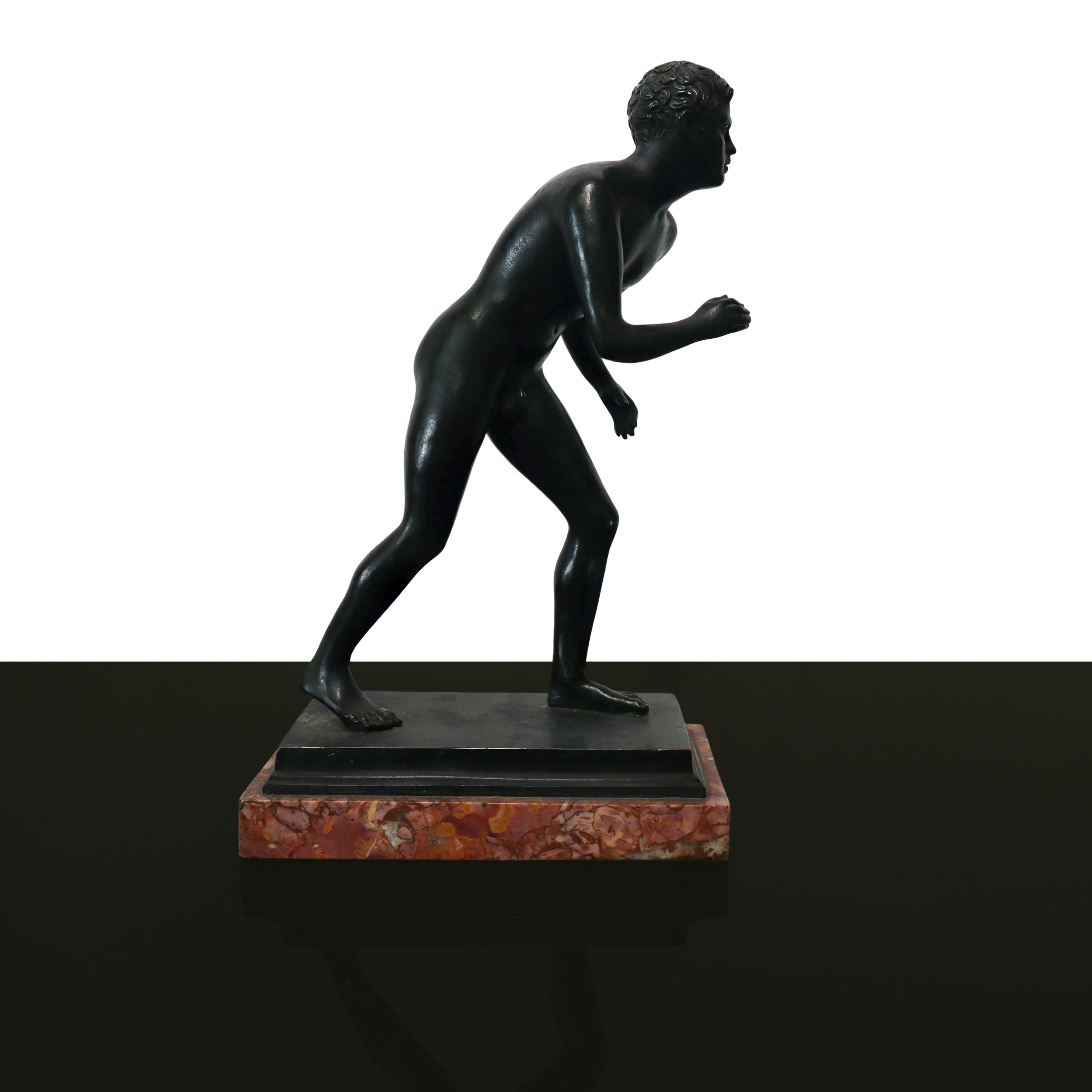 Fermalibri, Sculture di Nudi Raffiguranti Giovani Atleti in Bronzo Patinato Nero