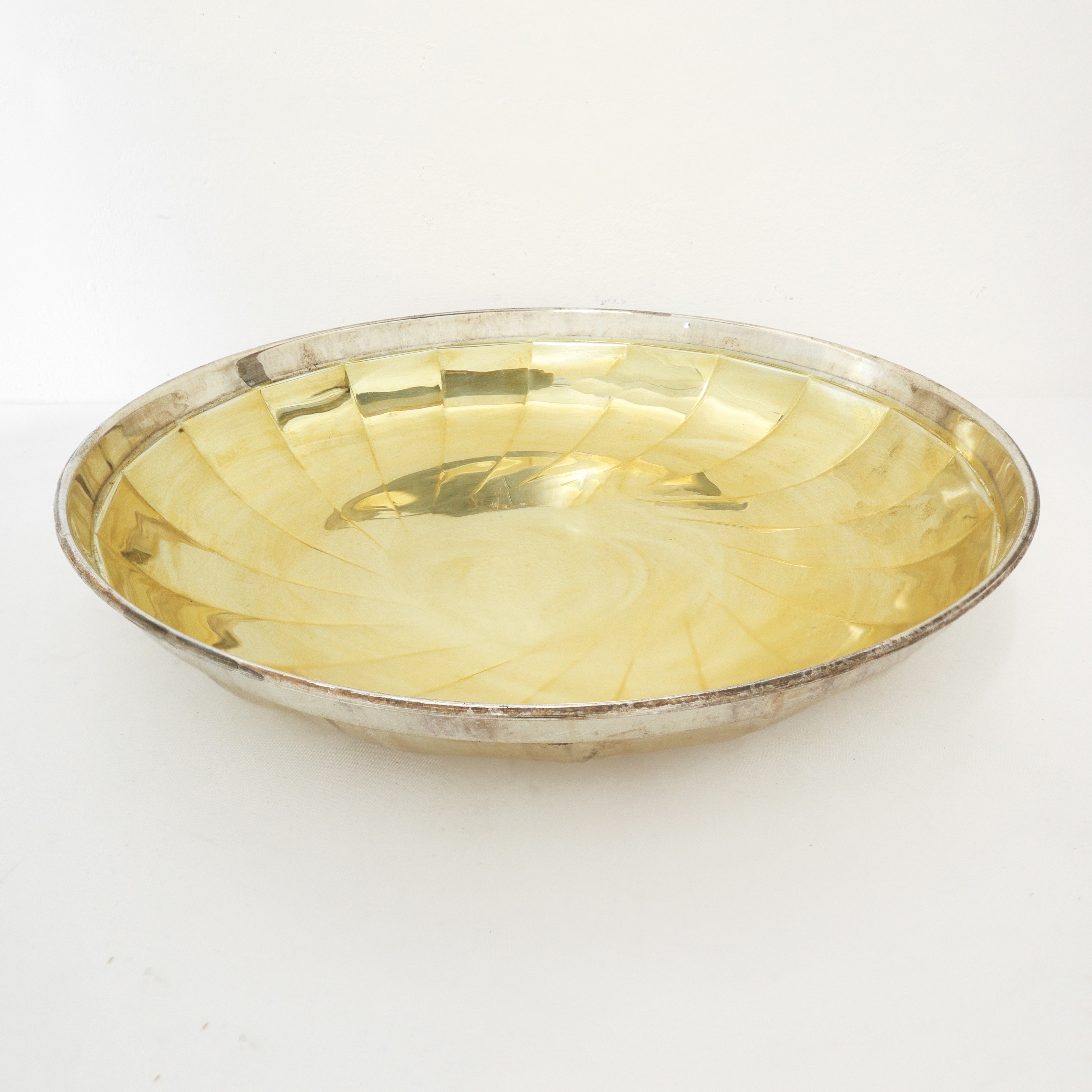 Grande ciotola rotonda in argento 800 e argento vermeil