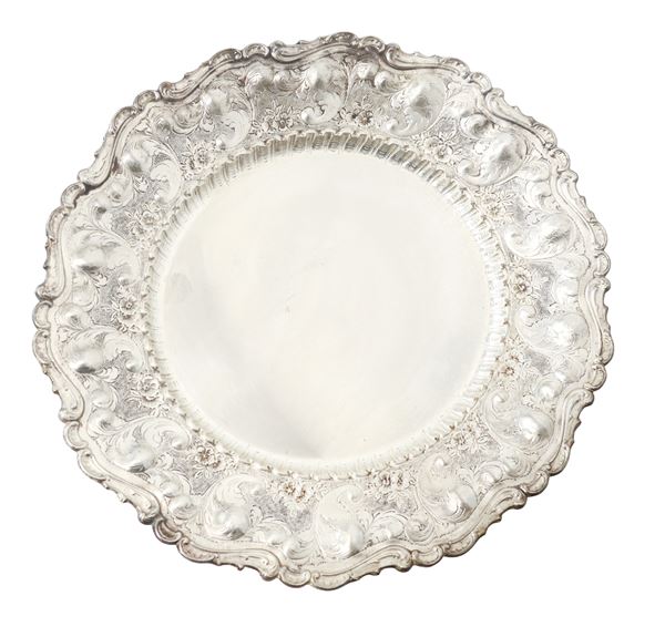 800 silver centre plate embossed and engraved with floral motifs with scalloped edge
