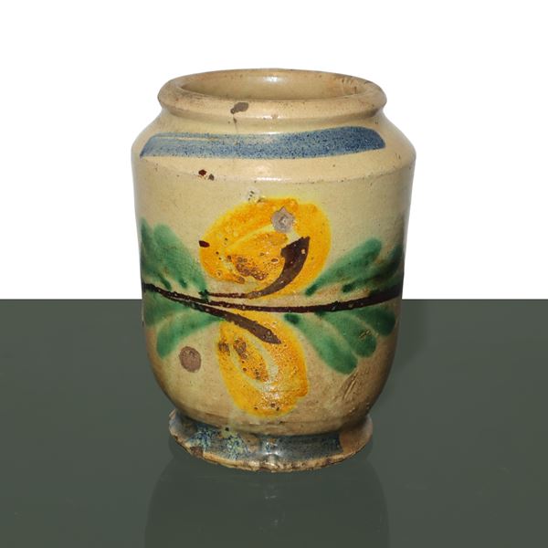 Caltagirone ceramic vase decorated in polychrome with leaves and flowers