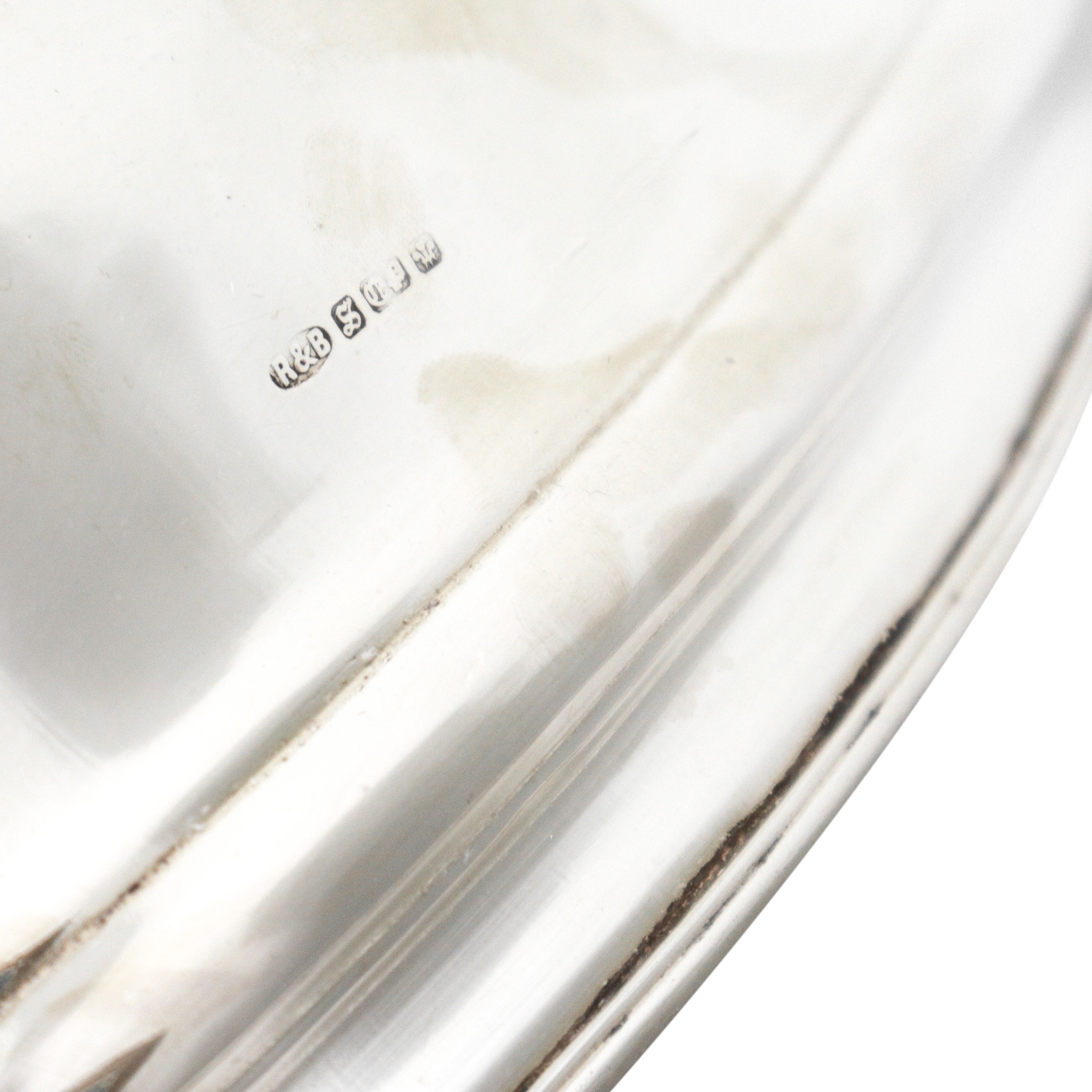 Cloche con presa decorata