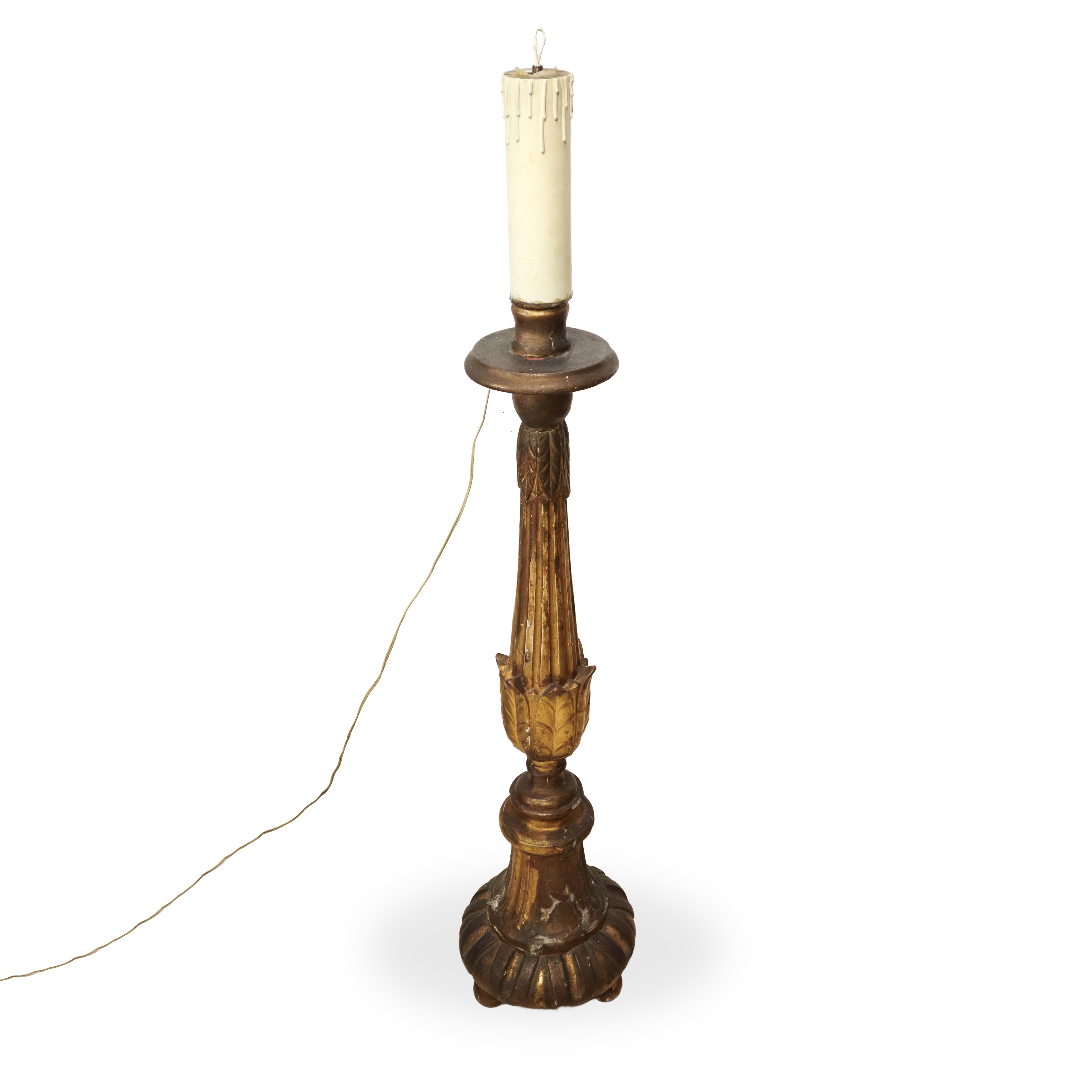 Coppia di Candelieri in Legno Dorato