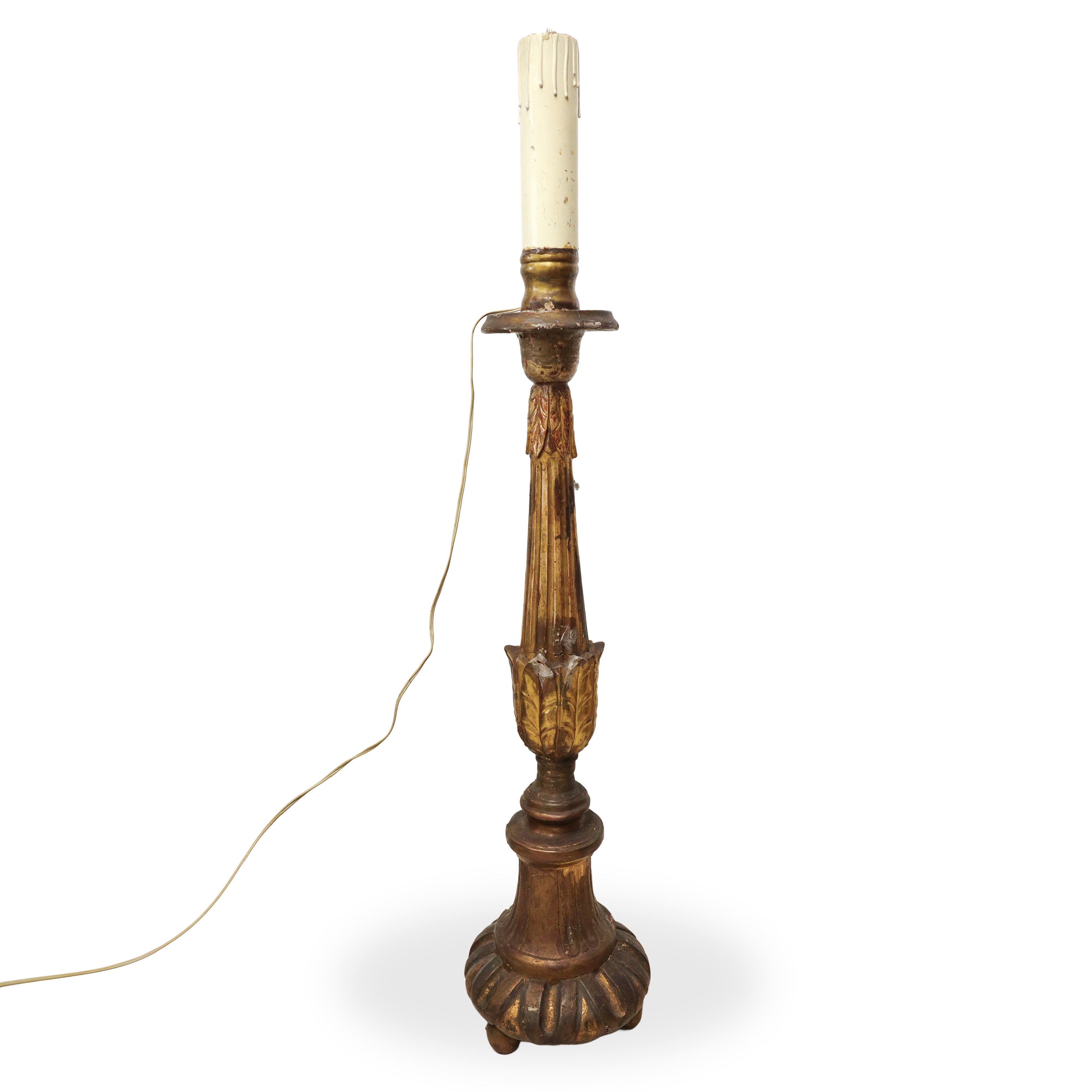 Coppia di Candelieri in Legno Dorato