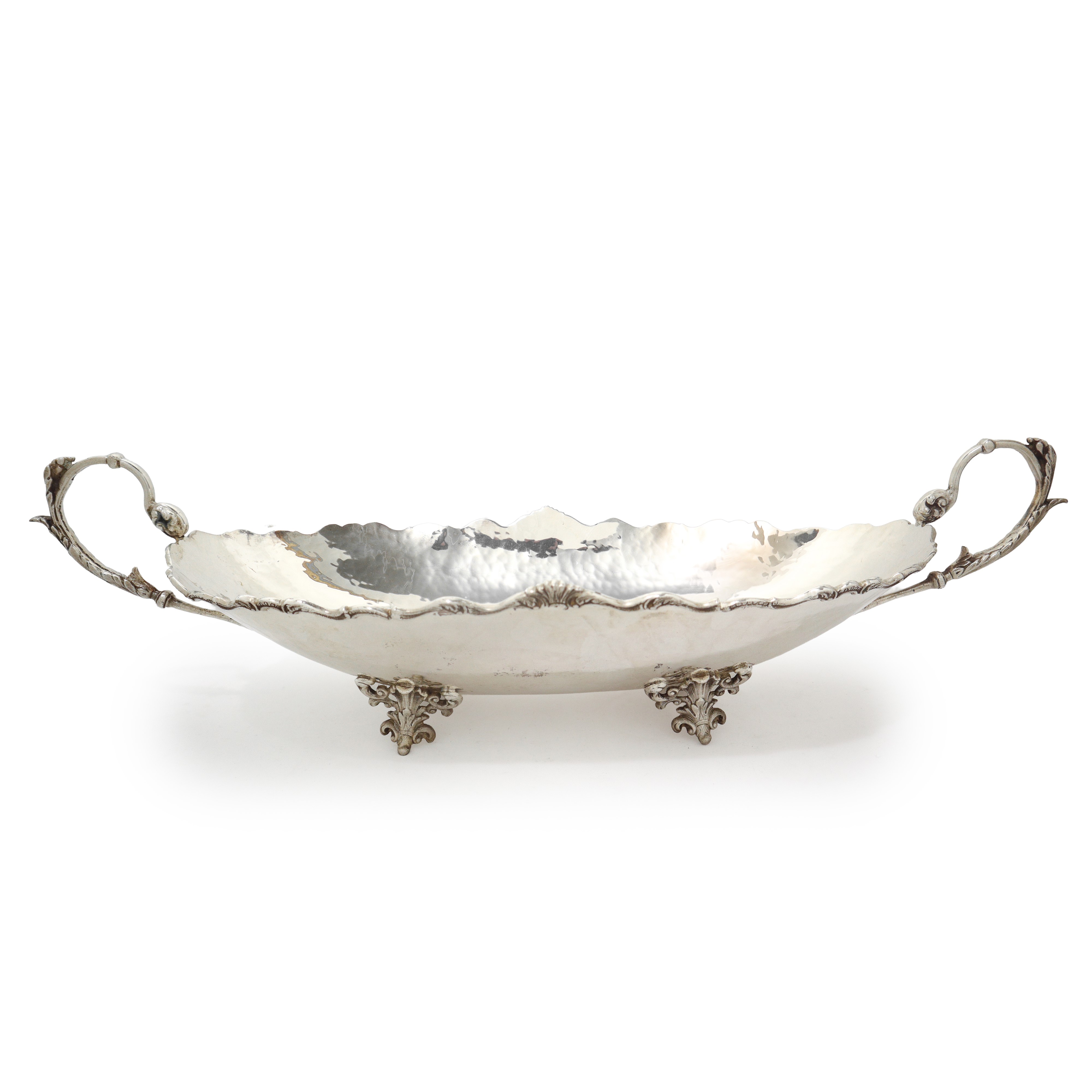 Ciatta centrotavola in argento 800 con prese e piedi di sostegno con bordo smerlato