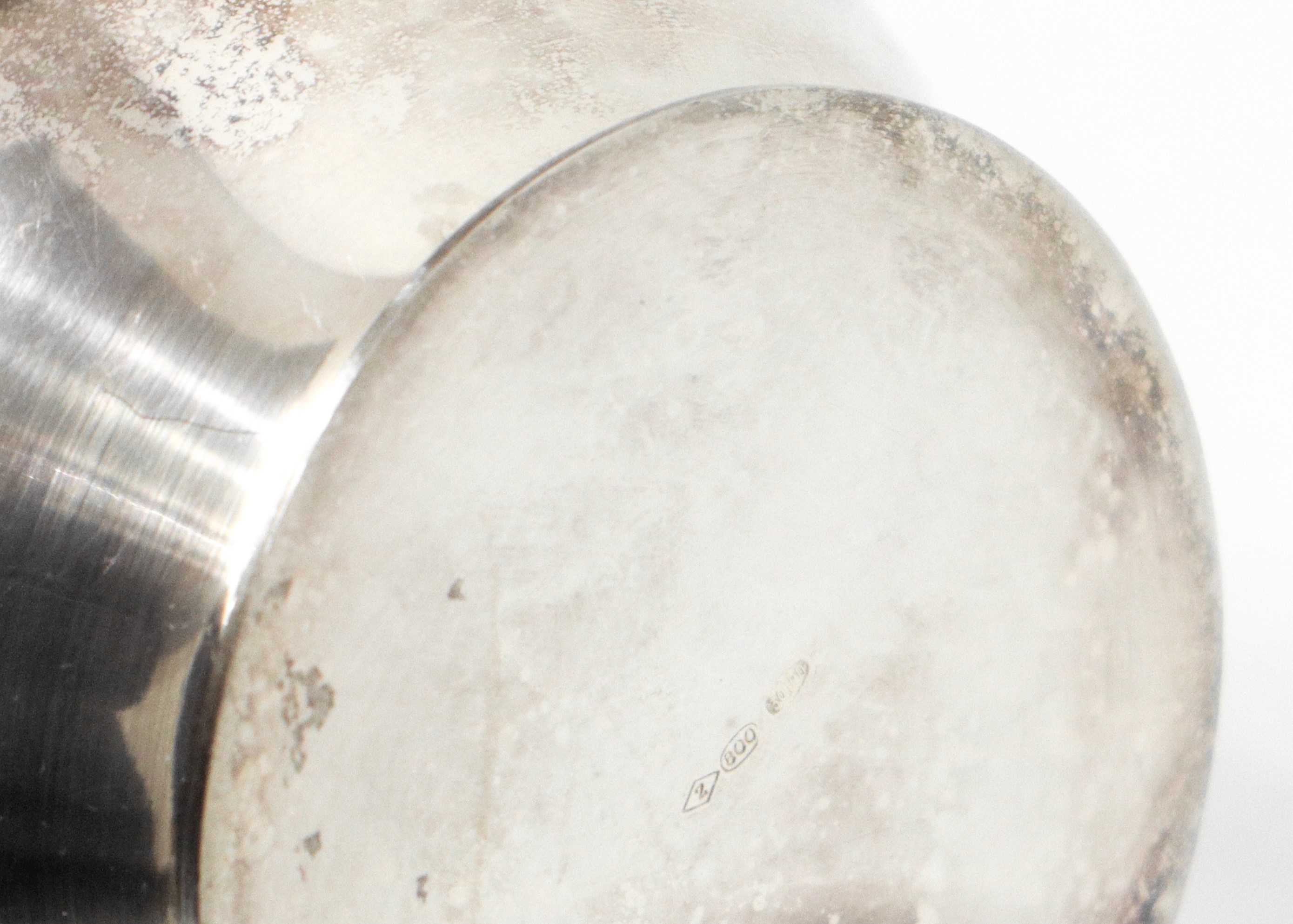 Caffettiera decò in argento 800