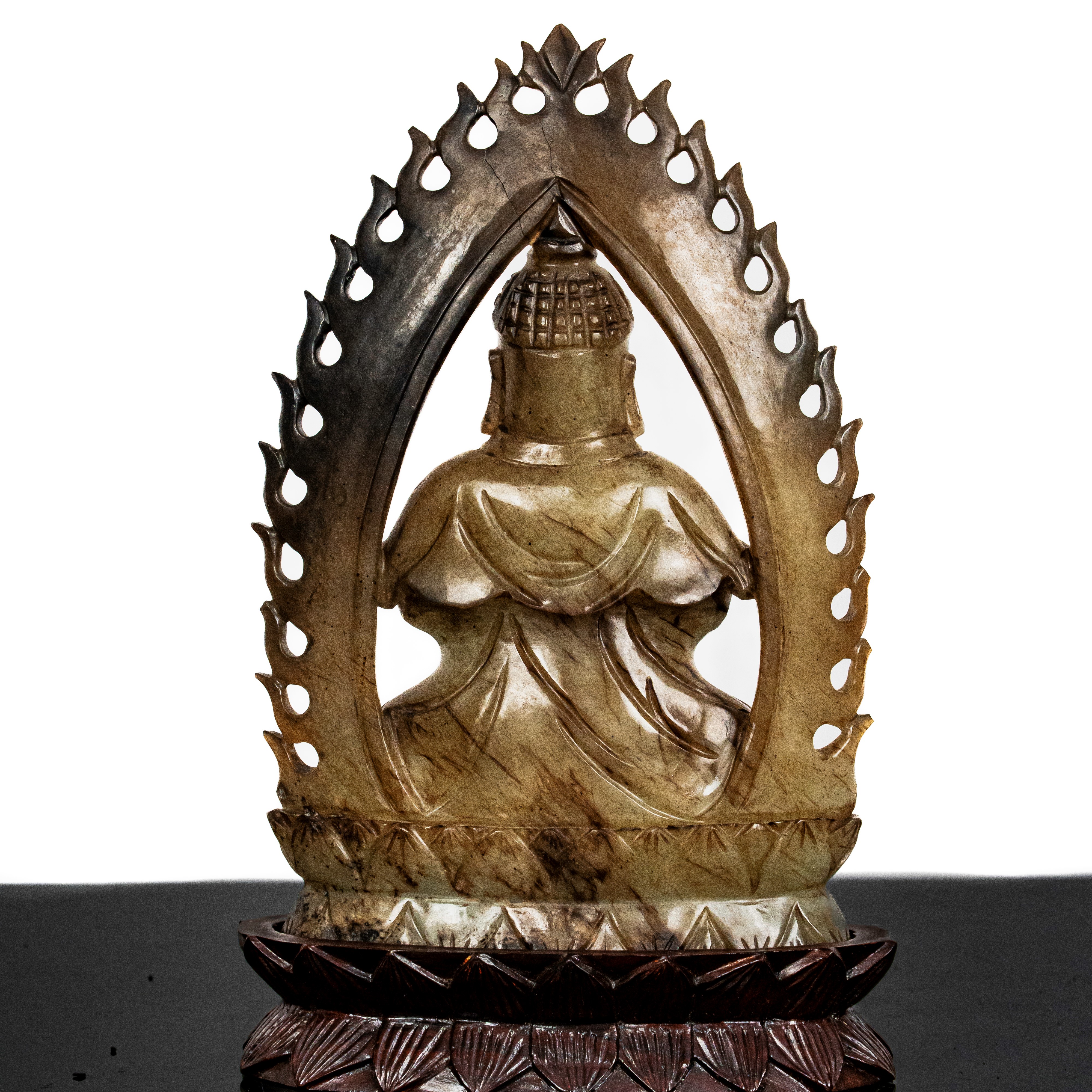 Guanyin in Giada con Base in Legno