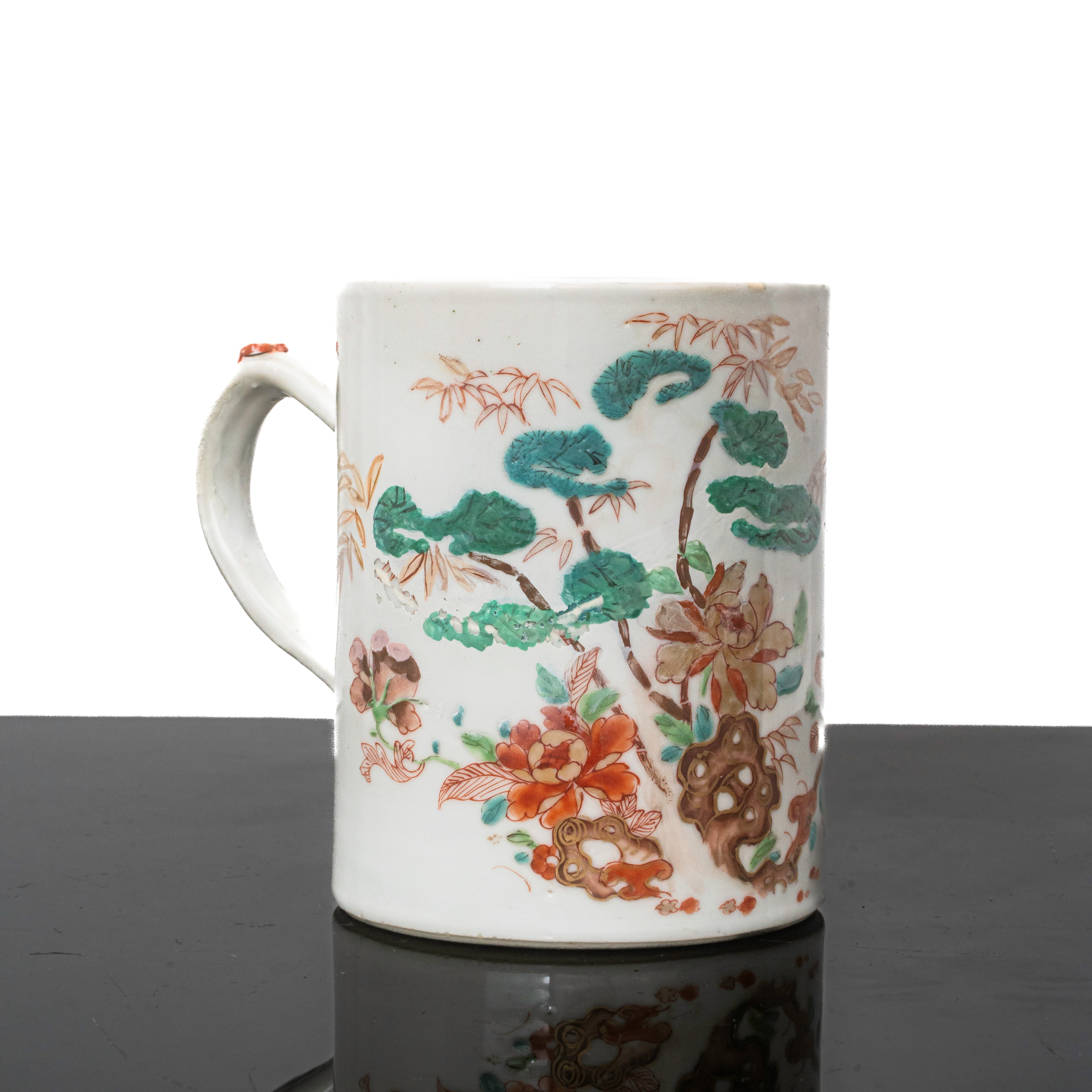 Tazza da te, famiglia rosa, con decori floreali e decori sul manico