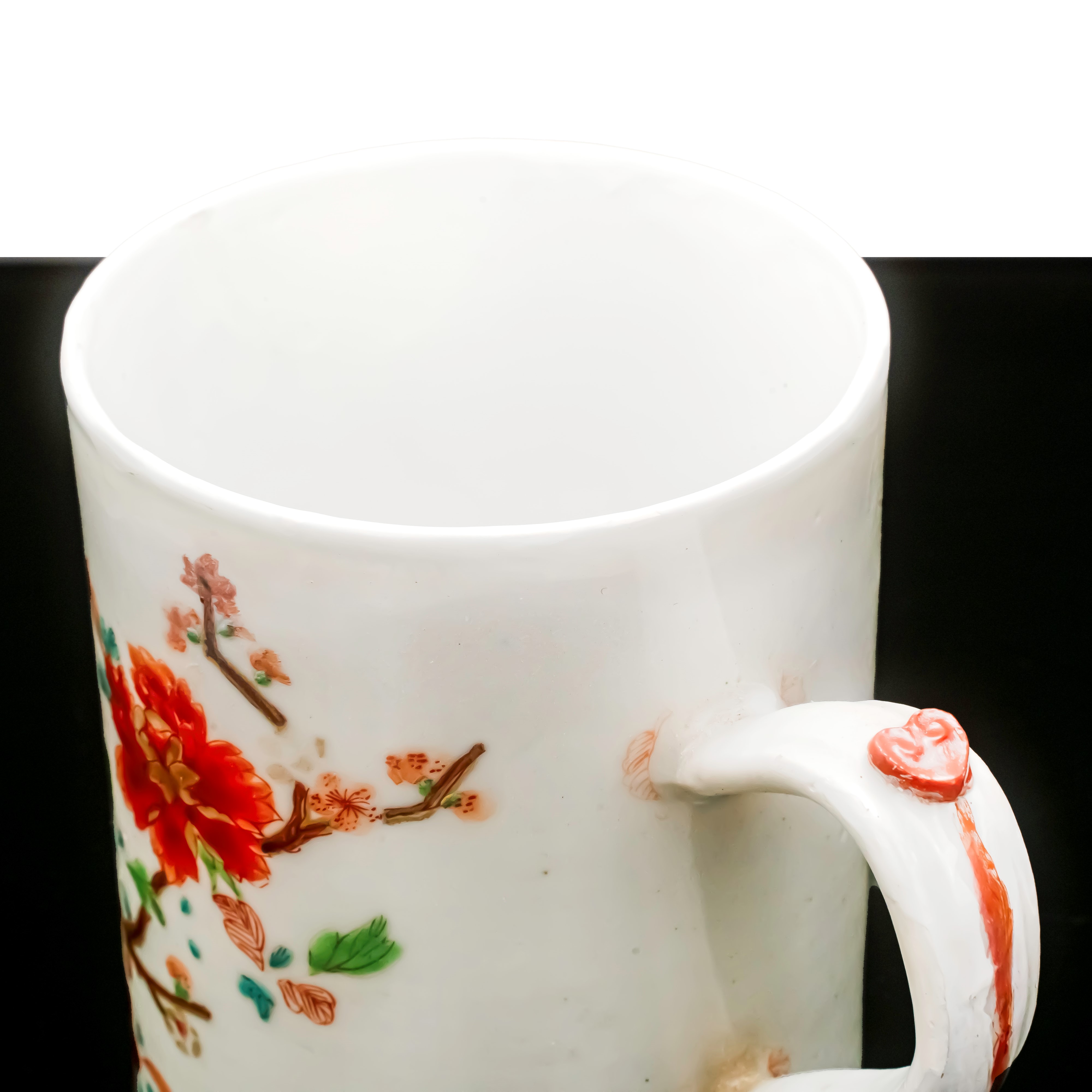 Tazza da te, famiglia rosa, con decori floreali e decori sul manico