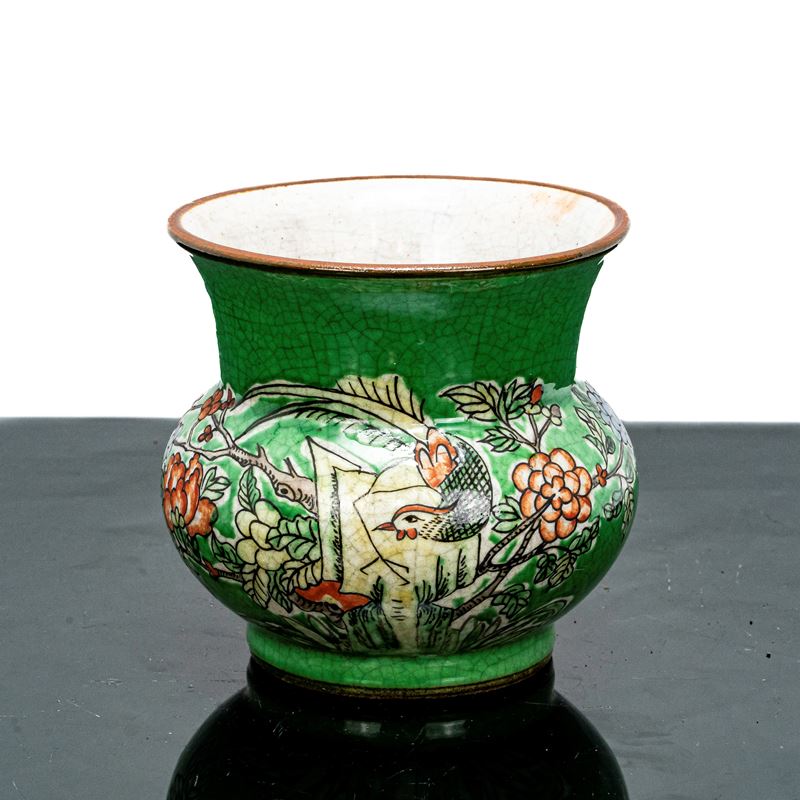 Vaso in Smalto Verde con Decori Floreali e Uccelli