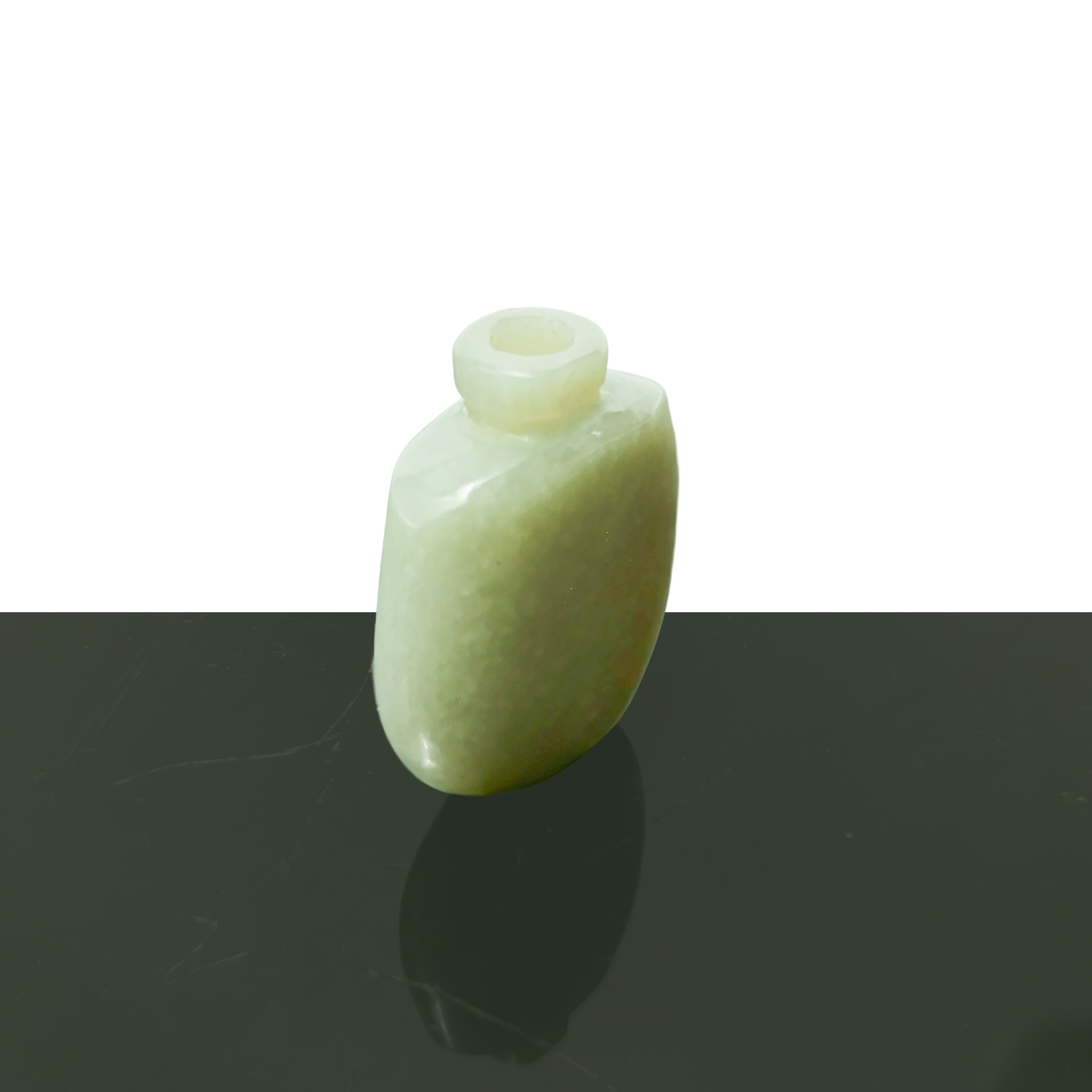 Bottiglia di tabacco da fiuto in giada verde