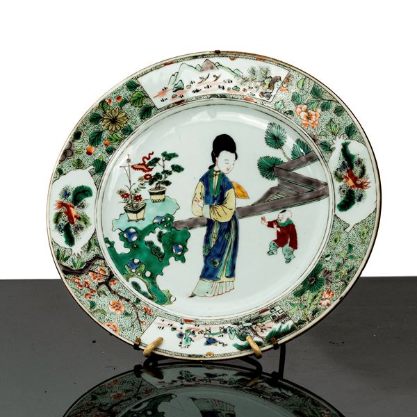 Famille verte plate with scenes from the life of a mother and her son