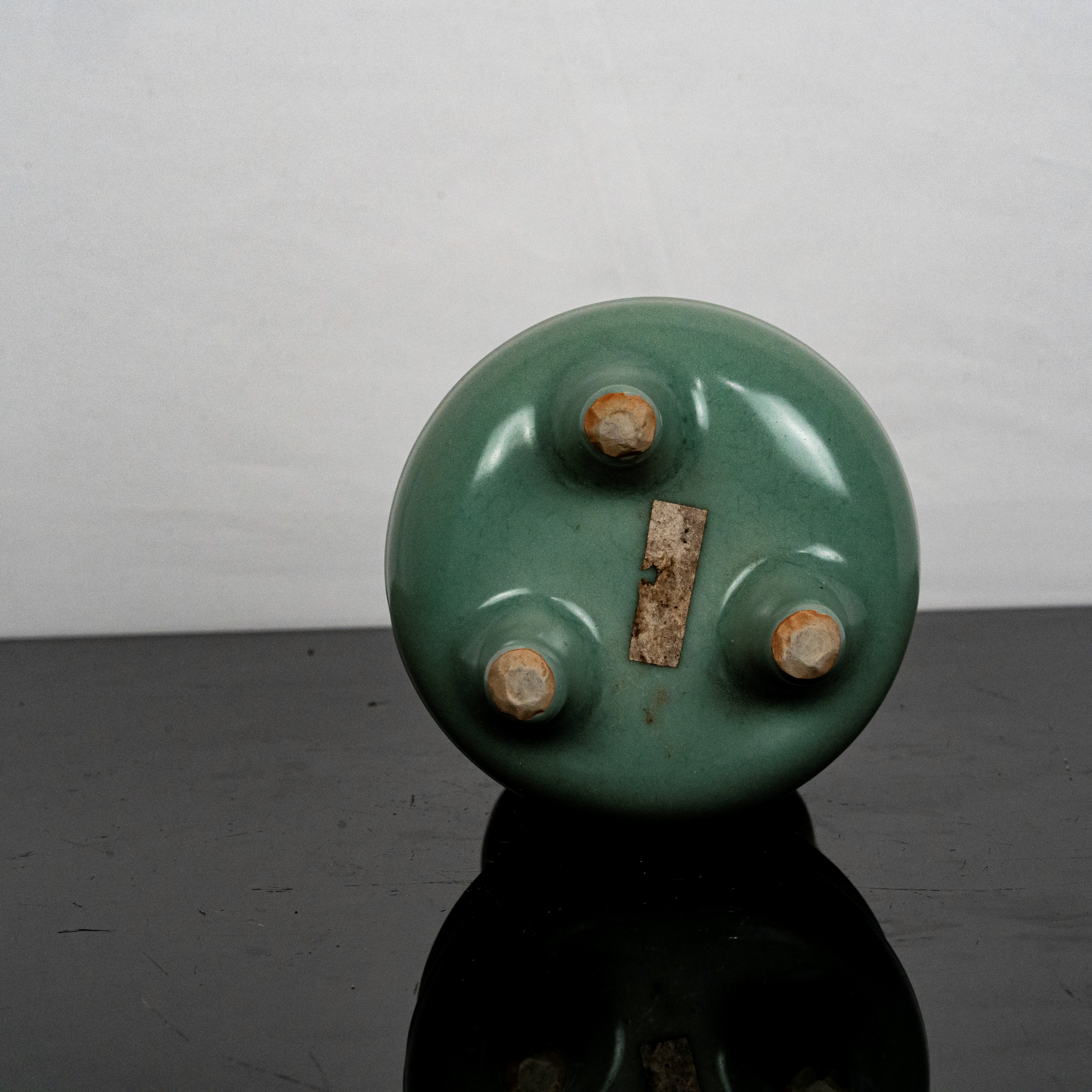 Bruciatore di incenso in porcellana verde