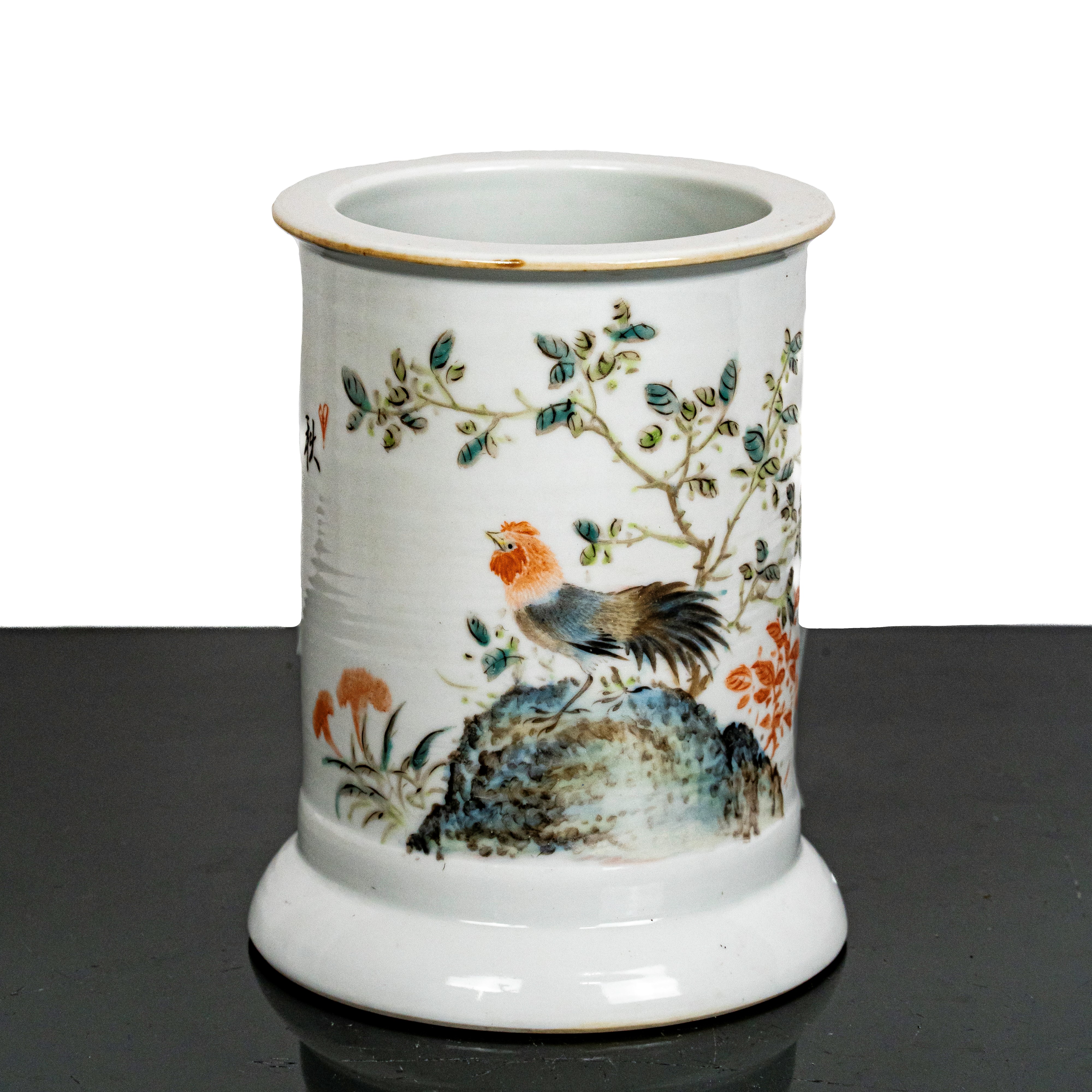 Vaso con decoro con gallo e iscrizione