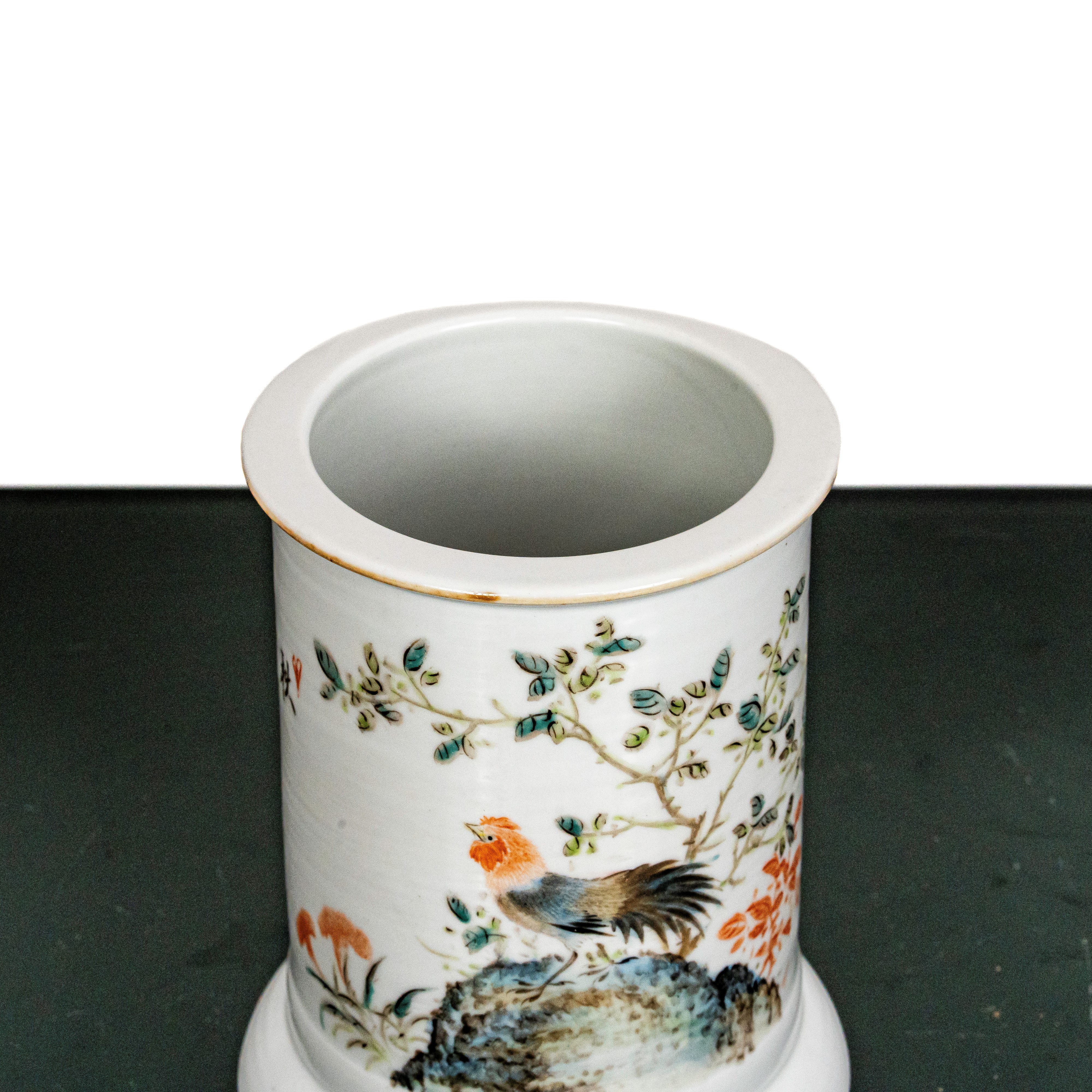 Vaso con decoro con gallo e iscrizione