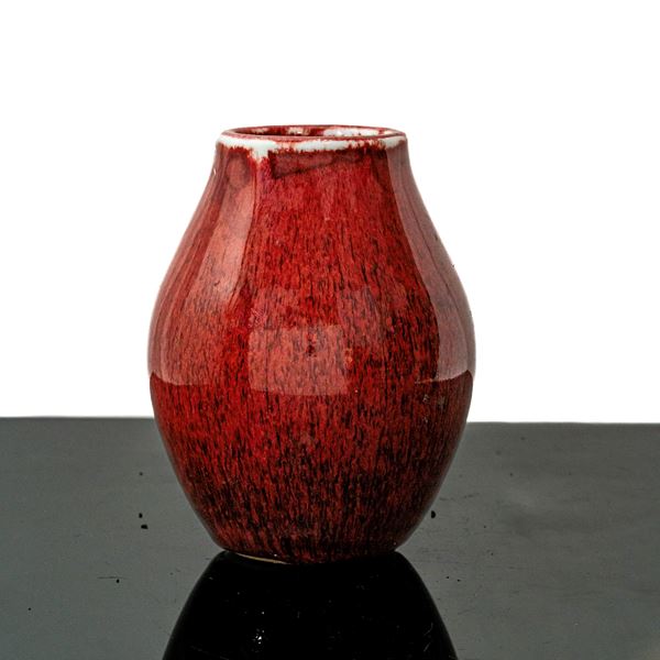 Vaso cinese rosso