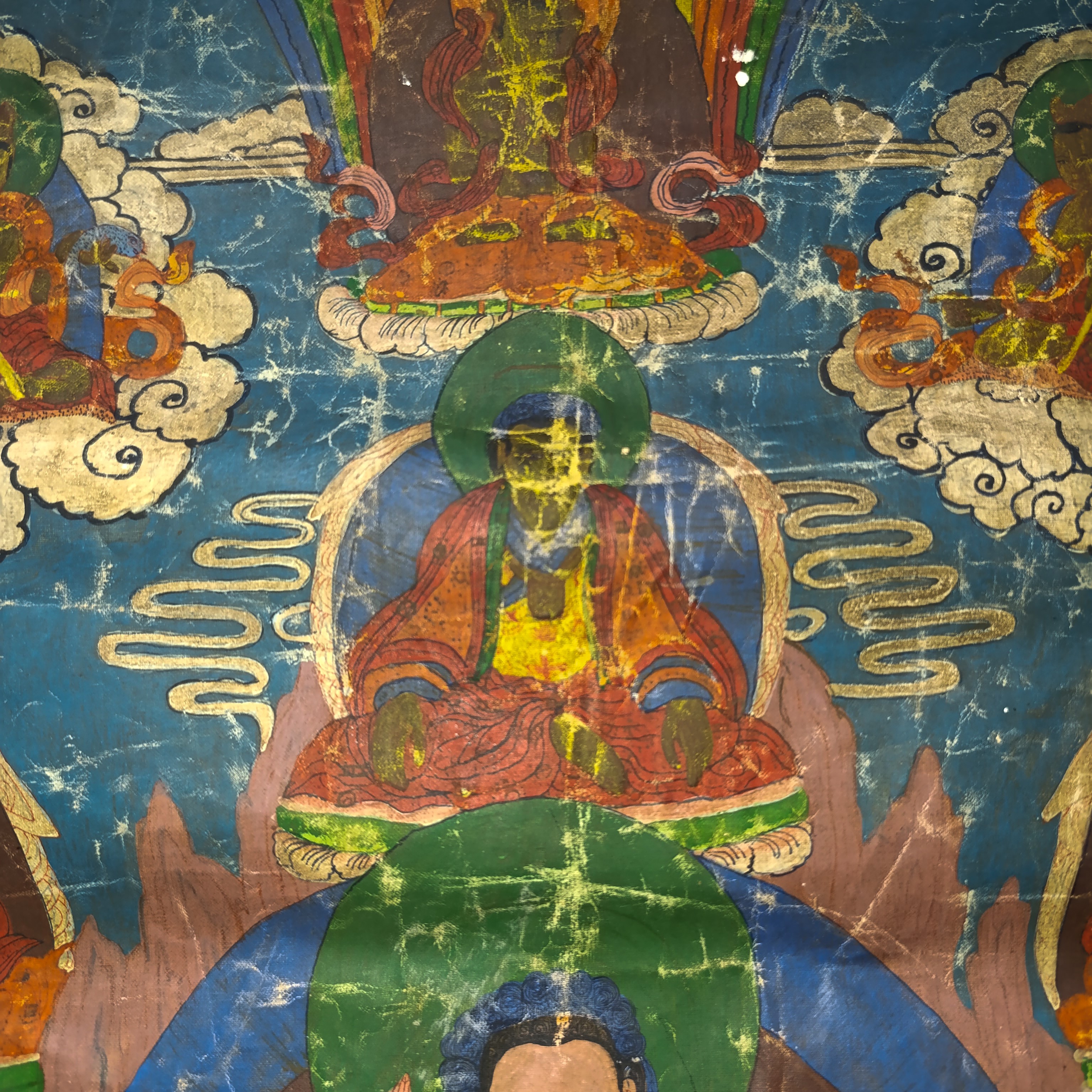 Thangka su Stoffa con al Centro Buddha ed Intorno Altre Divinità