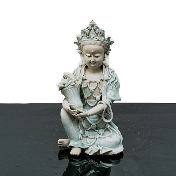 Guanin in enameled and glazed porcelain