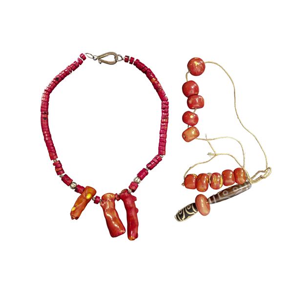 Collana in corallo tibetano