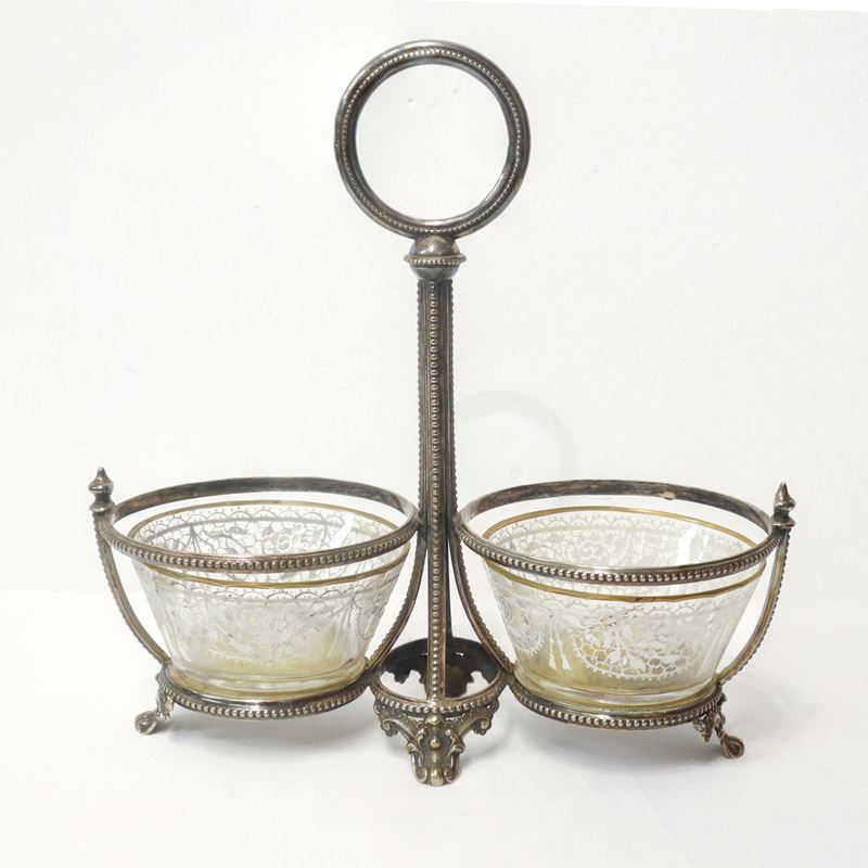 Salsiera in argento e vetro decorato, G.R. Collig, 130 Regent St. London