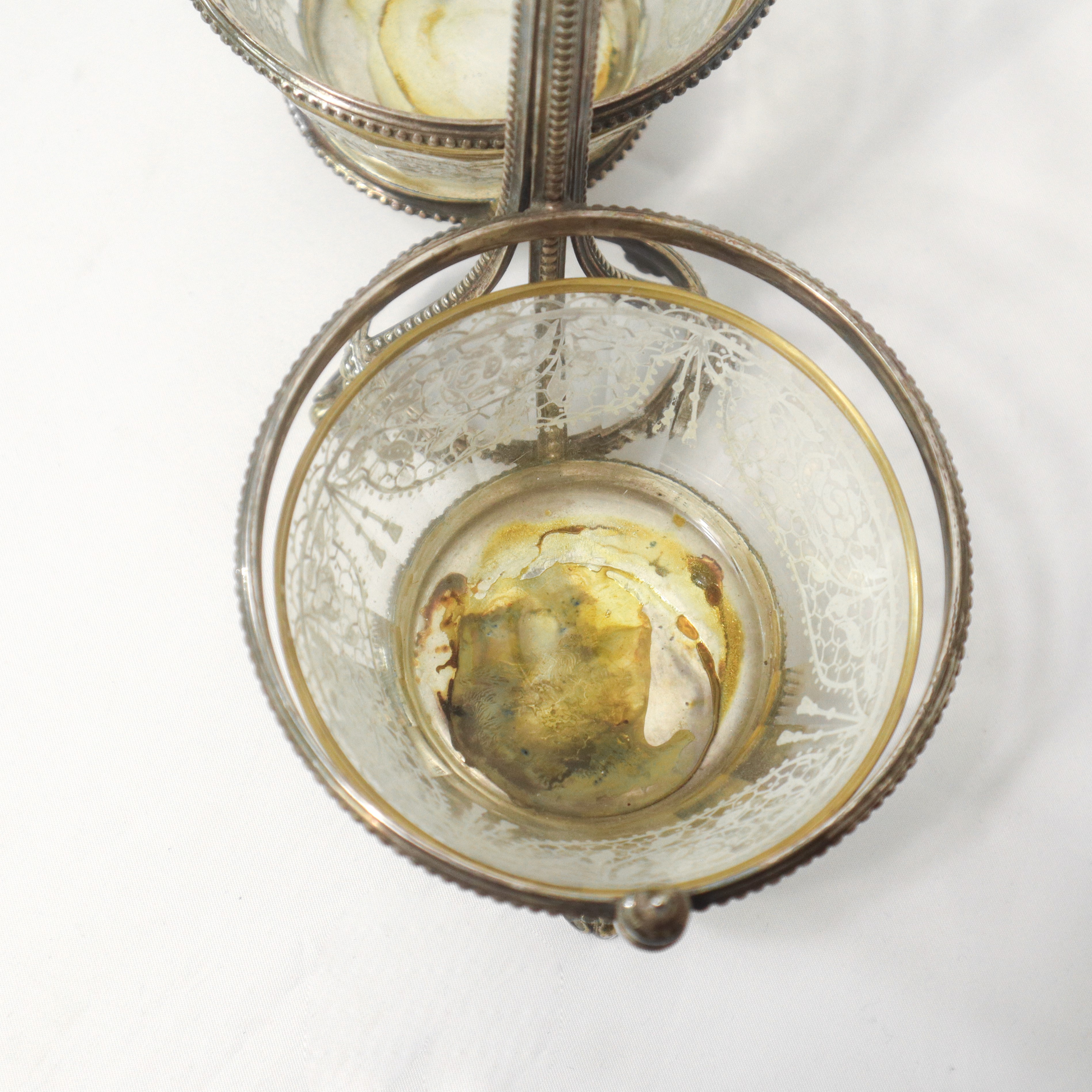 Salsiera in argento e vetro decorato, G.R. Collig, 130 Regent St. London