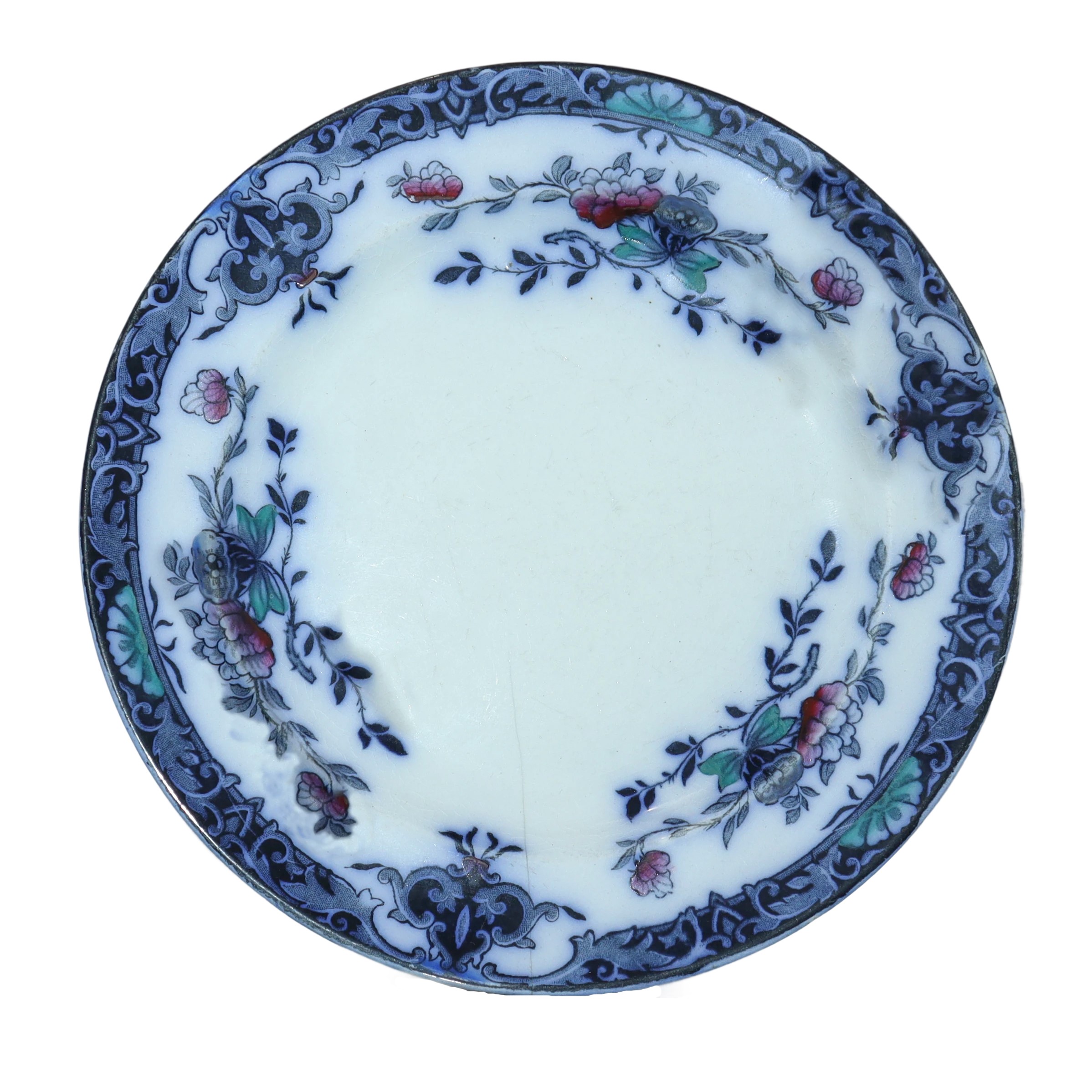 Gruppo di 15 piatti da muro in porcellana con decori floreali nei toni del blu.