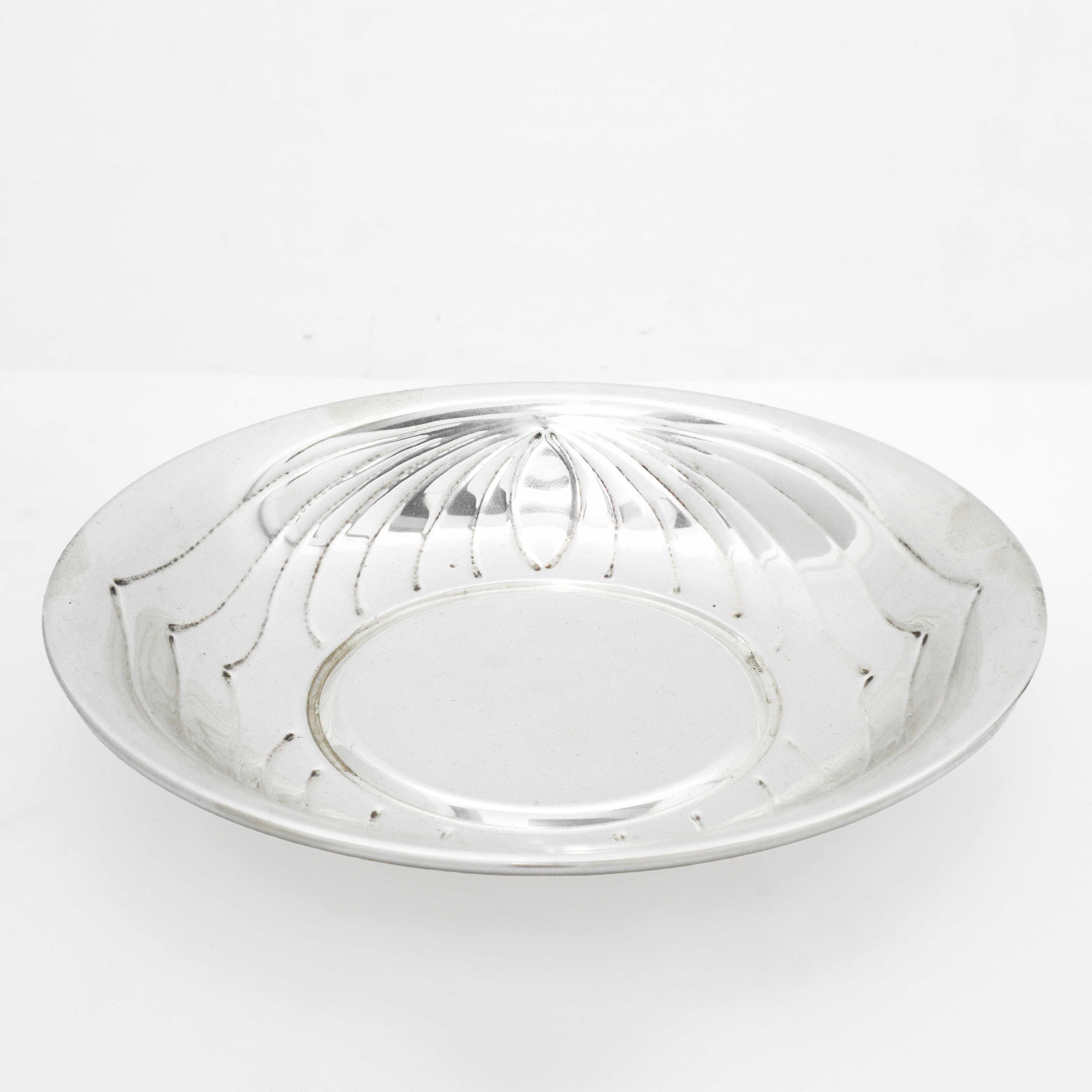 Piccolo piatto rotondo in argento 925