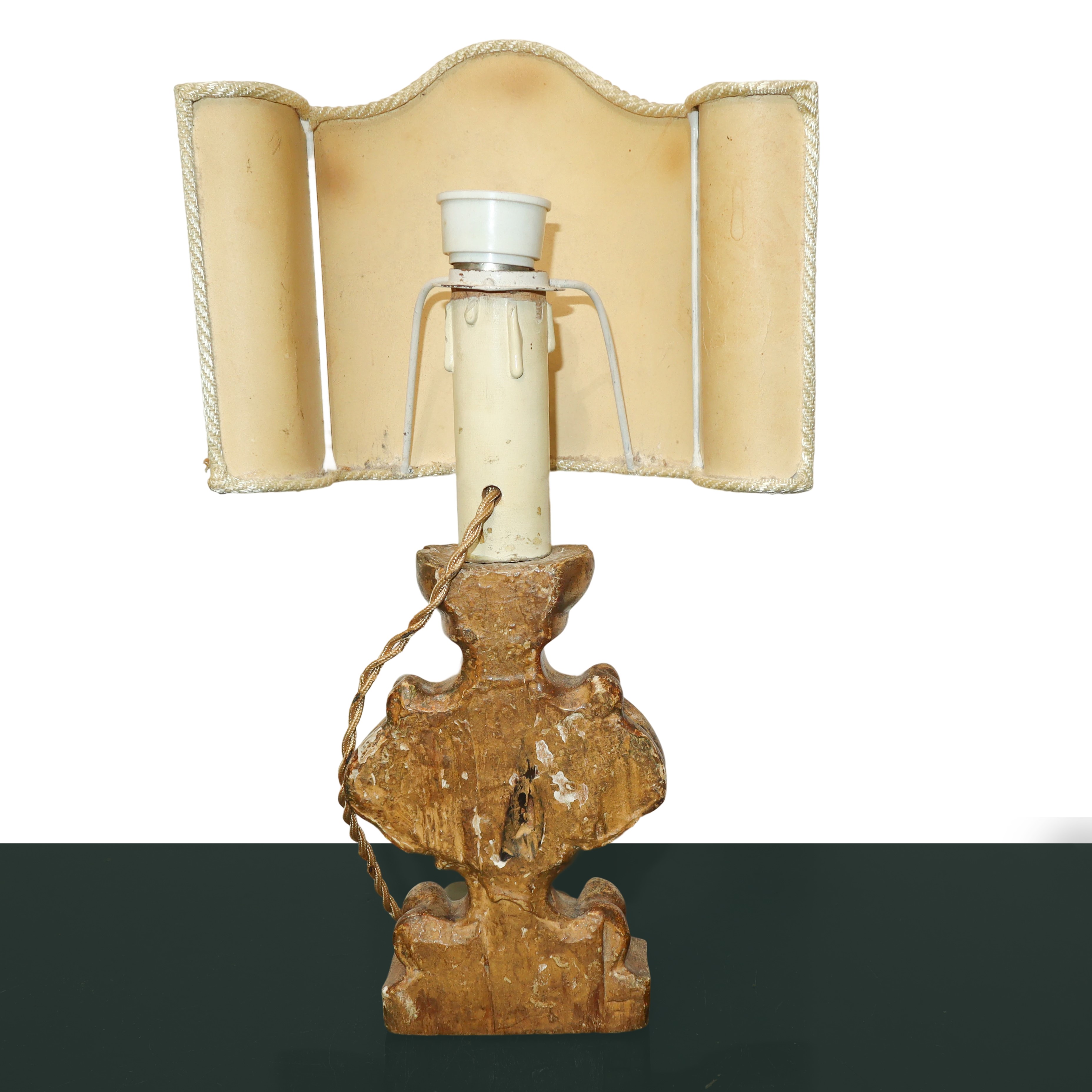 Piccolo Lume in Legno Dorato con Ventolina in Tessuto