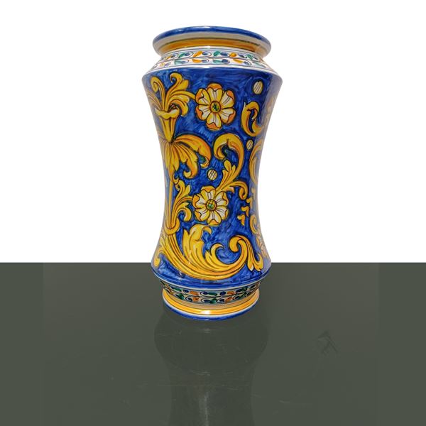 Albarello in ceramica policroma di Caltagirone