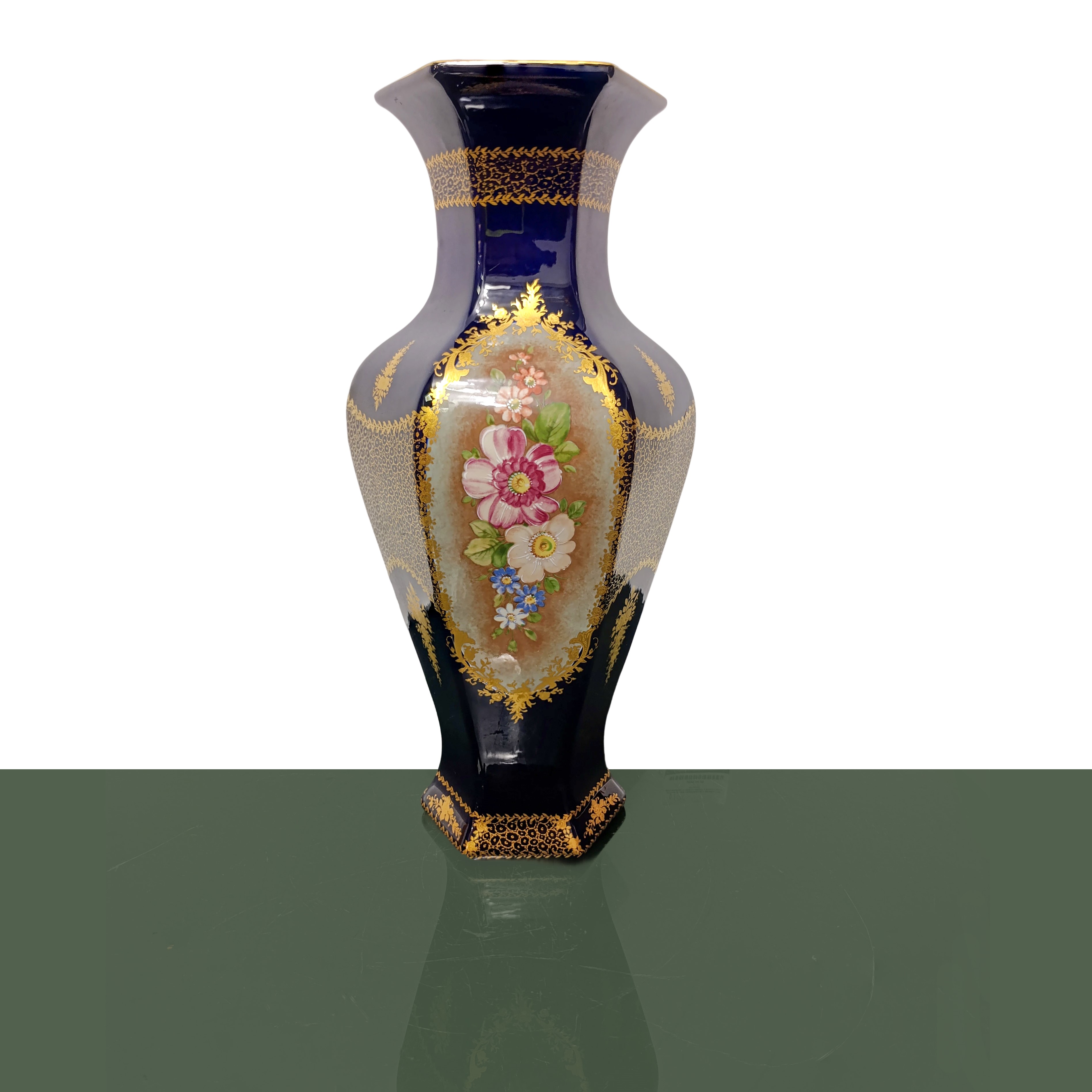 Coppia di Vasi Esagonali Blu Sevres con Decorazioni Floreali Dipinti a Mano