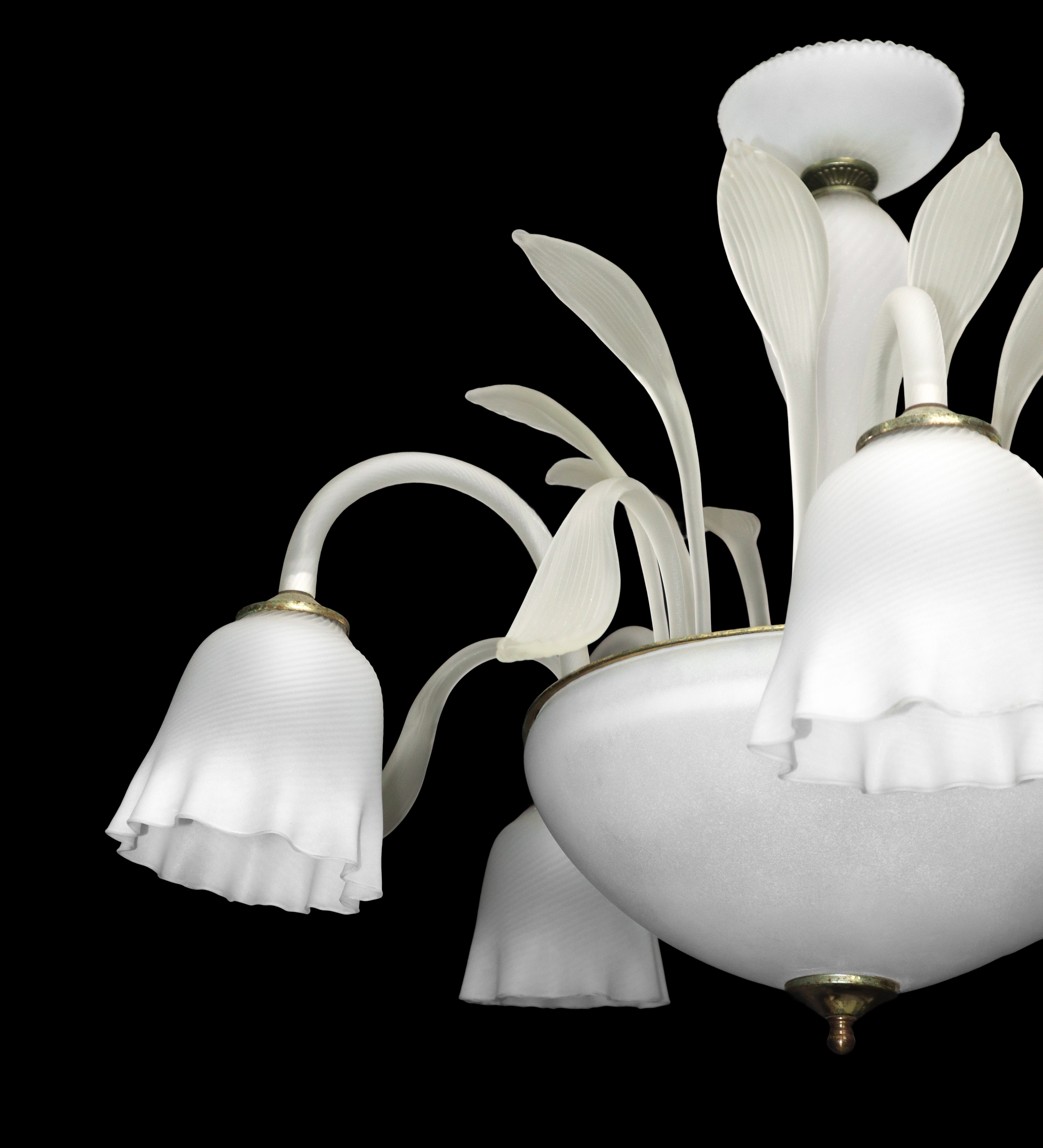 Lampadario in vetro di murano bianco satinato a 5 luci