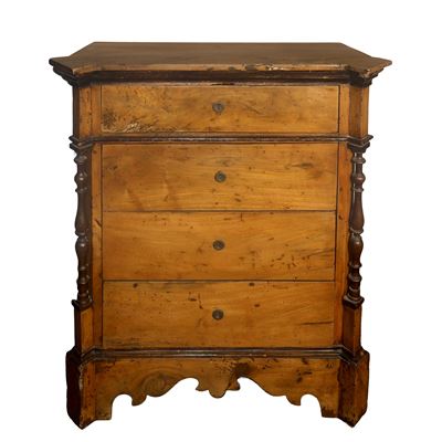 Piccolo Cassettone in Legno di Noce con 4 Cassetti e Colonne ai Lati