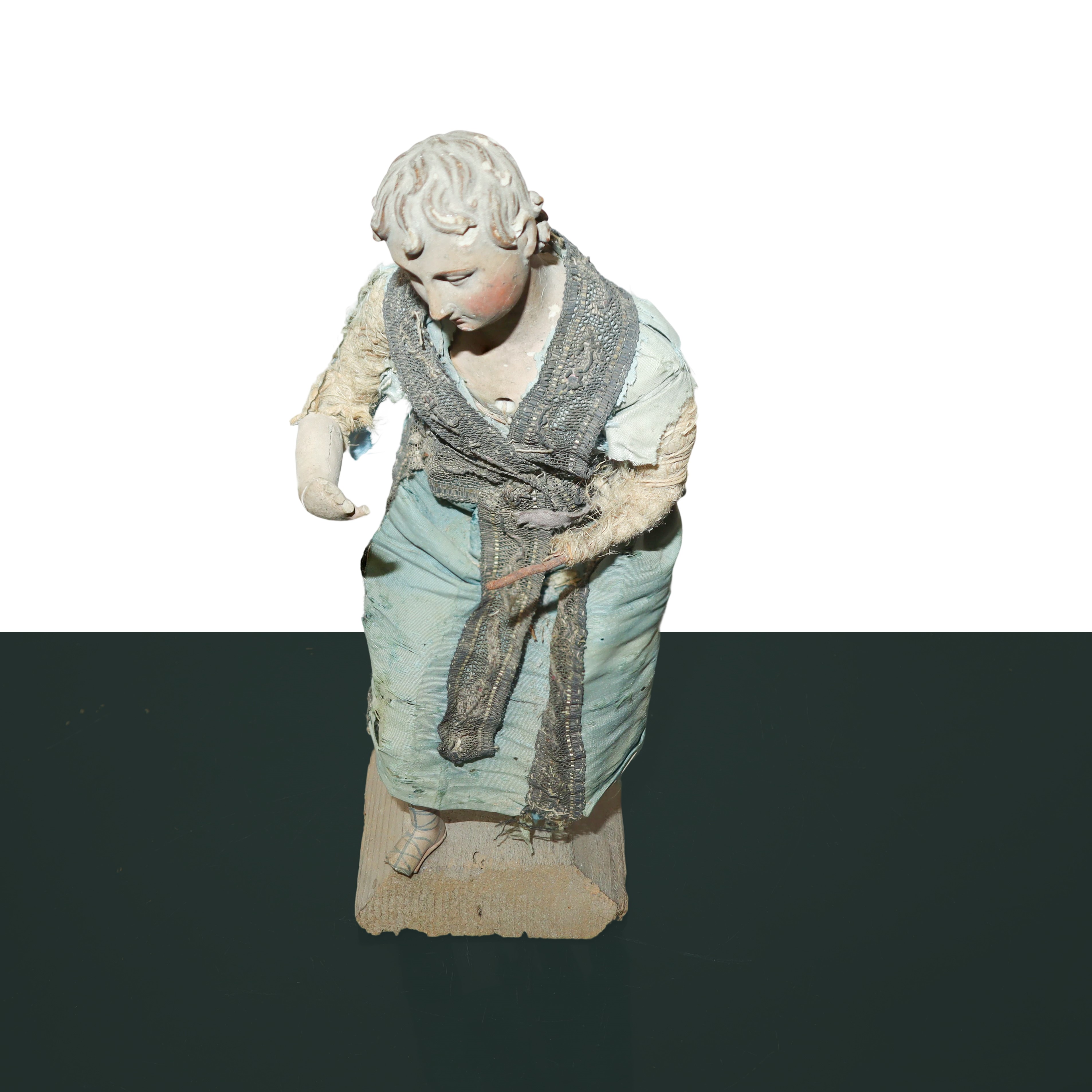 N°3 Statue di pastori genovesi con busto mani e piedi in terracotta, occhi dipini e abiti in tess...