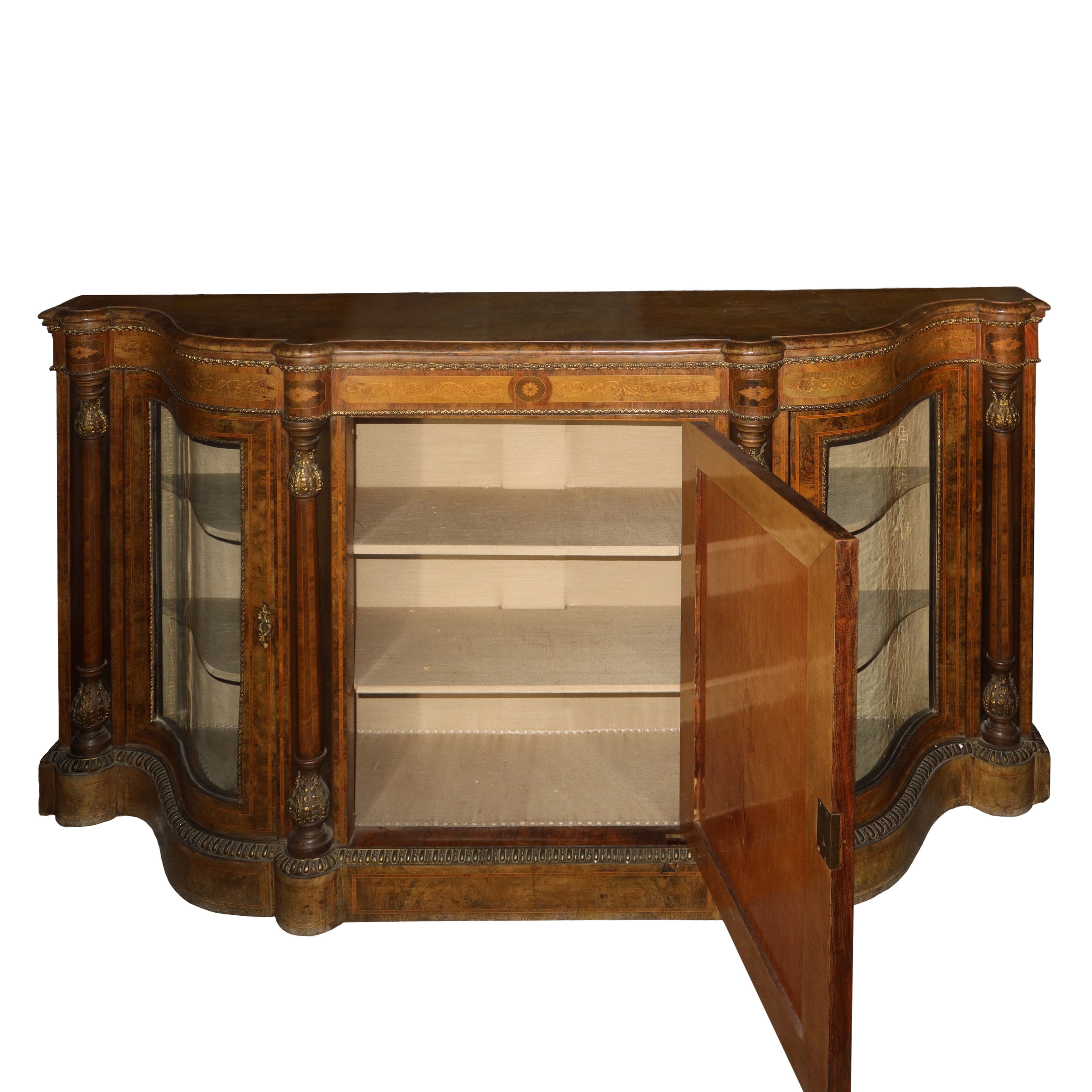 Credenza bassa Vittoriana sportello centrale ai lati sportelli in vetro bombato in radica di noce