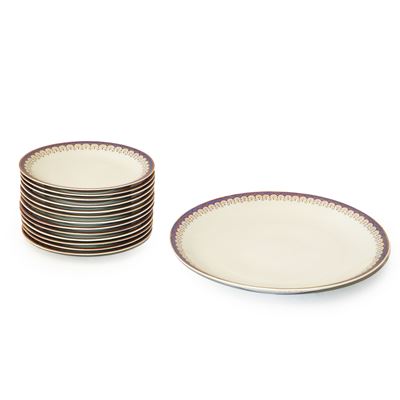 Servizio da dolce composto da 12 piatti dolce e un piatto torta