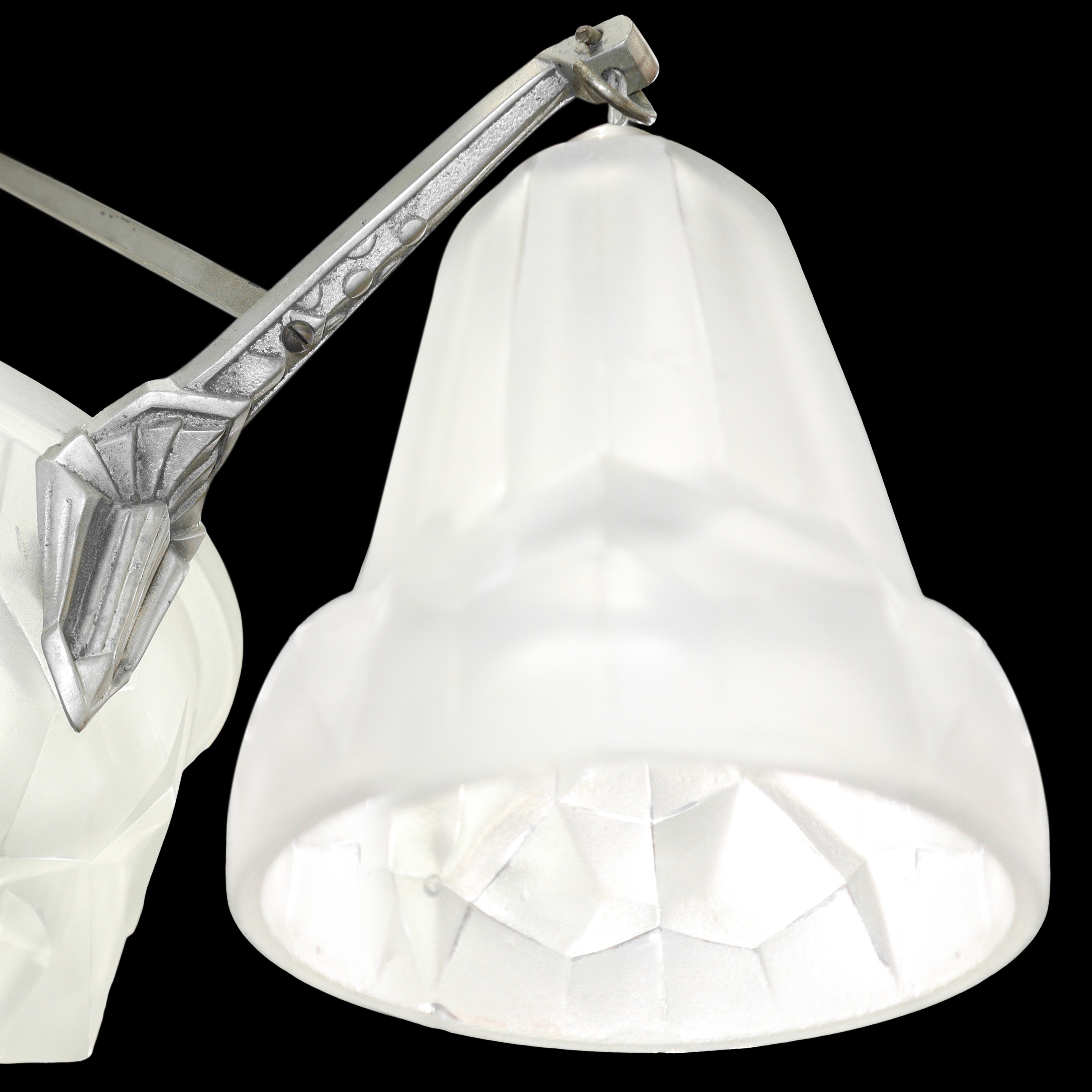 David Gueron Degue & A. Petitot - Lampadario a Sospensione Art Decò Francese, in Vetro Sabbiato c...